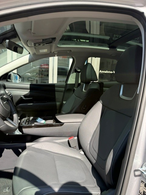HYUNDAI Tucson 1.6 T-GDi PHEV Vertex Swiss Edition 4WD-image-8
