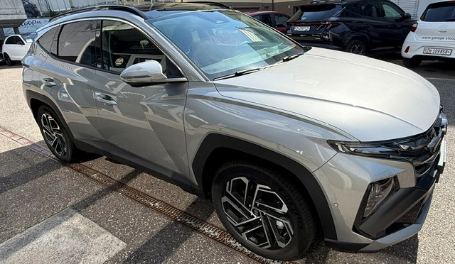 HYUNDAI Tucson 1.6 T-GDi PHEV Vertex Swiss Edition 4WD-image-5