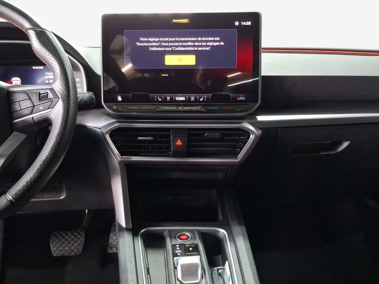 SEAT Leon ST 1.5 eHybrid pHEV DSG FR-image-11