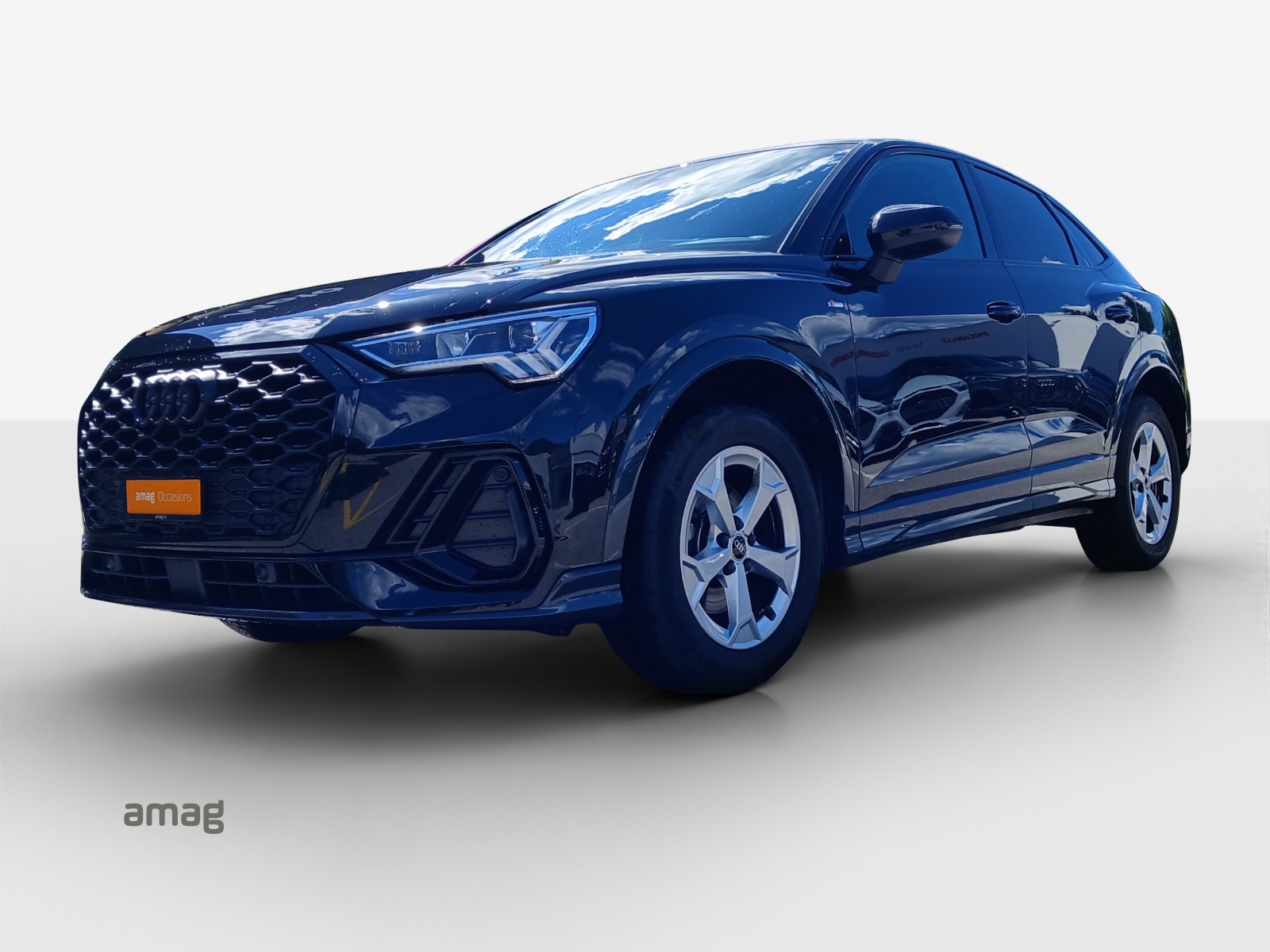AUDI Q3 Sportback 35 TFSI S line Attraction S-tronic-image-0