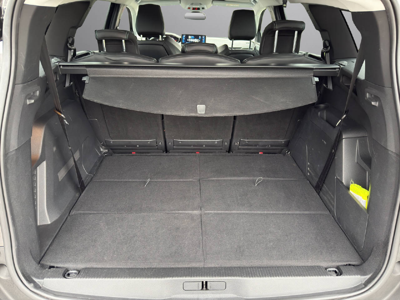 PEUGEOT 5008 1.2 PureTech Allure Pack-image-10