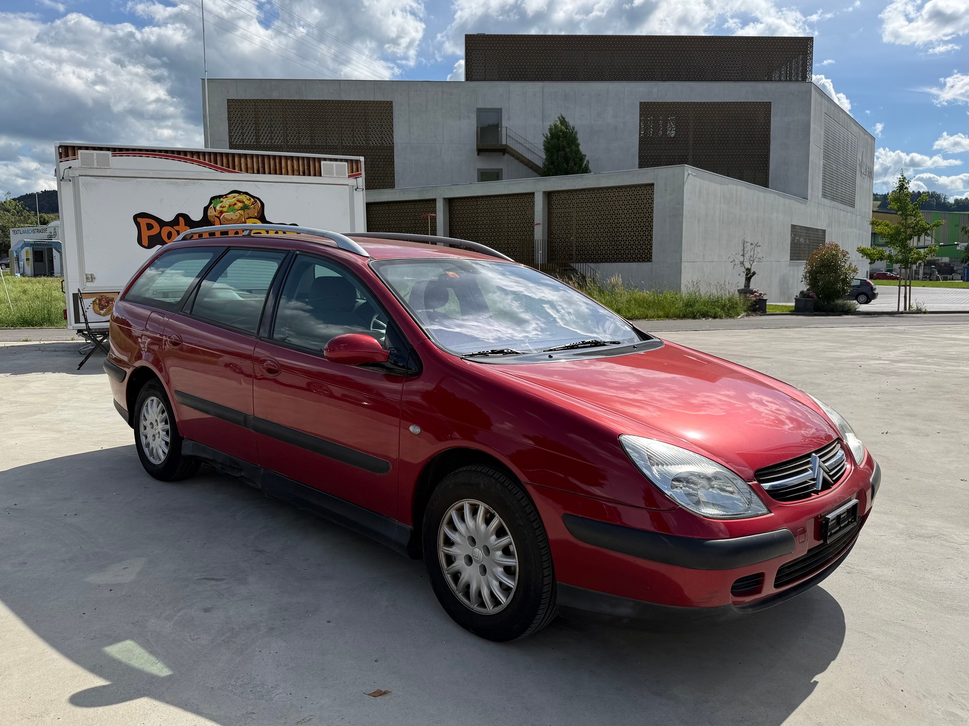 CITROEN C5 Break 2.2 HDi Ambiance-image-5