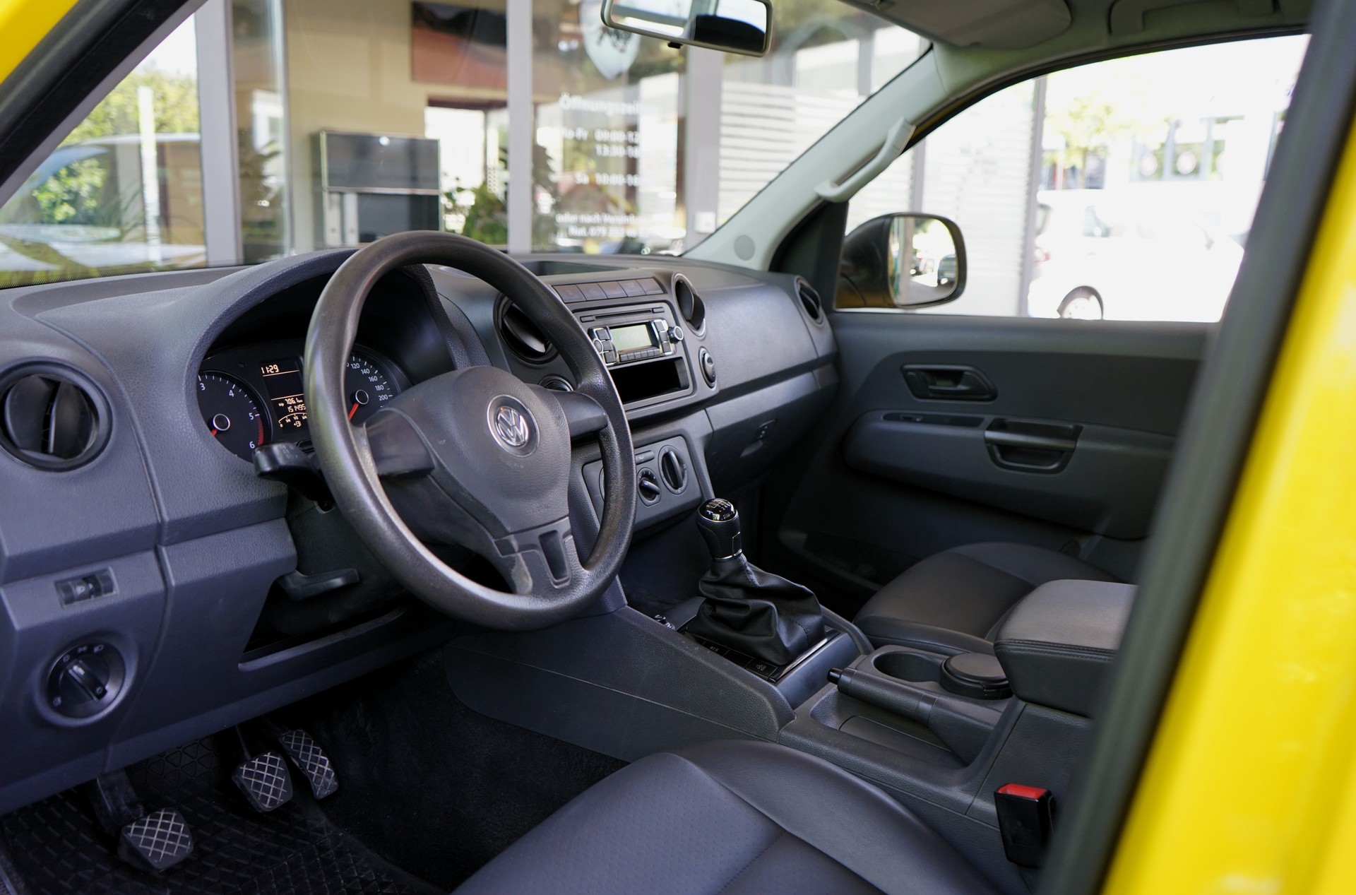 VW Amarok 2.0 TDI-image-4