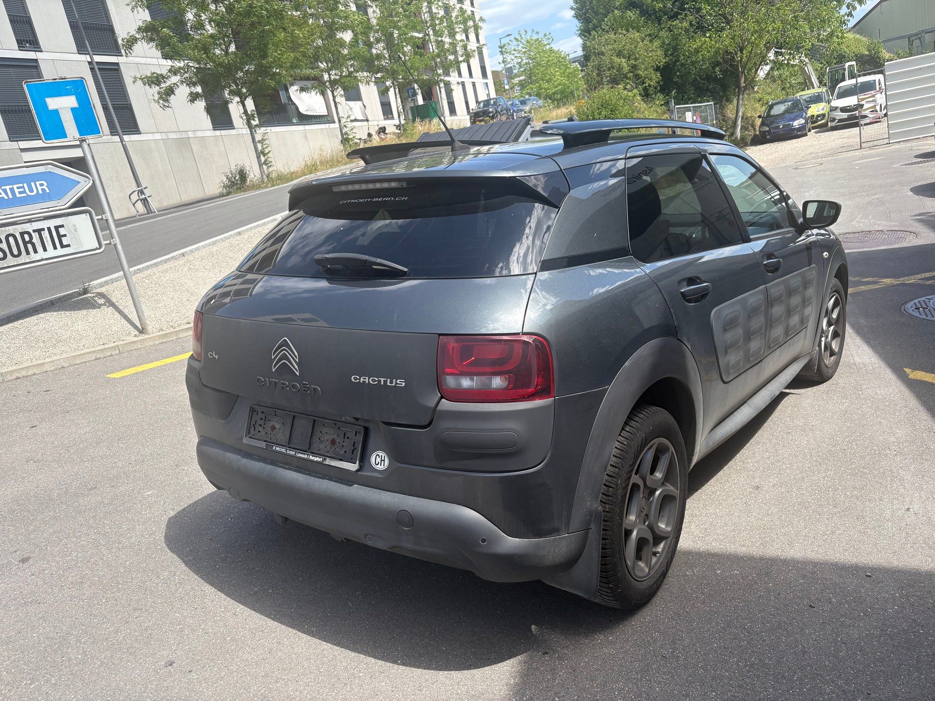 CITROEN C4 Cactus 1.6 e-HDi Live ETG6-image-4