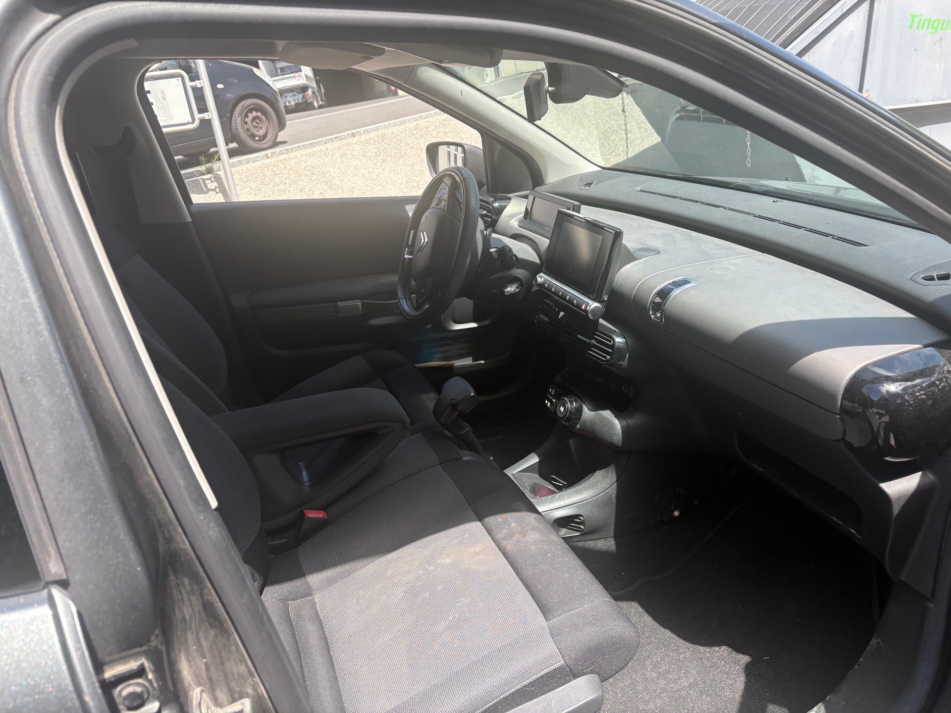 CITROEN C4 Cactus 1.6 e-HDi Live ETG6-image-5