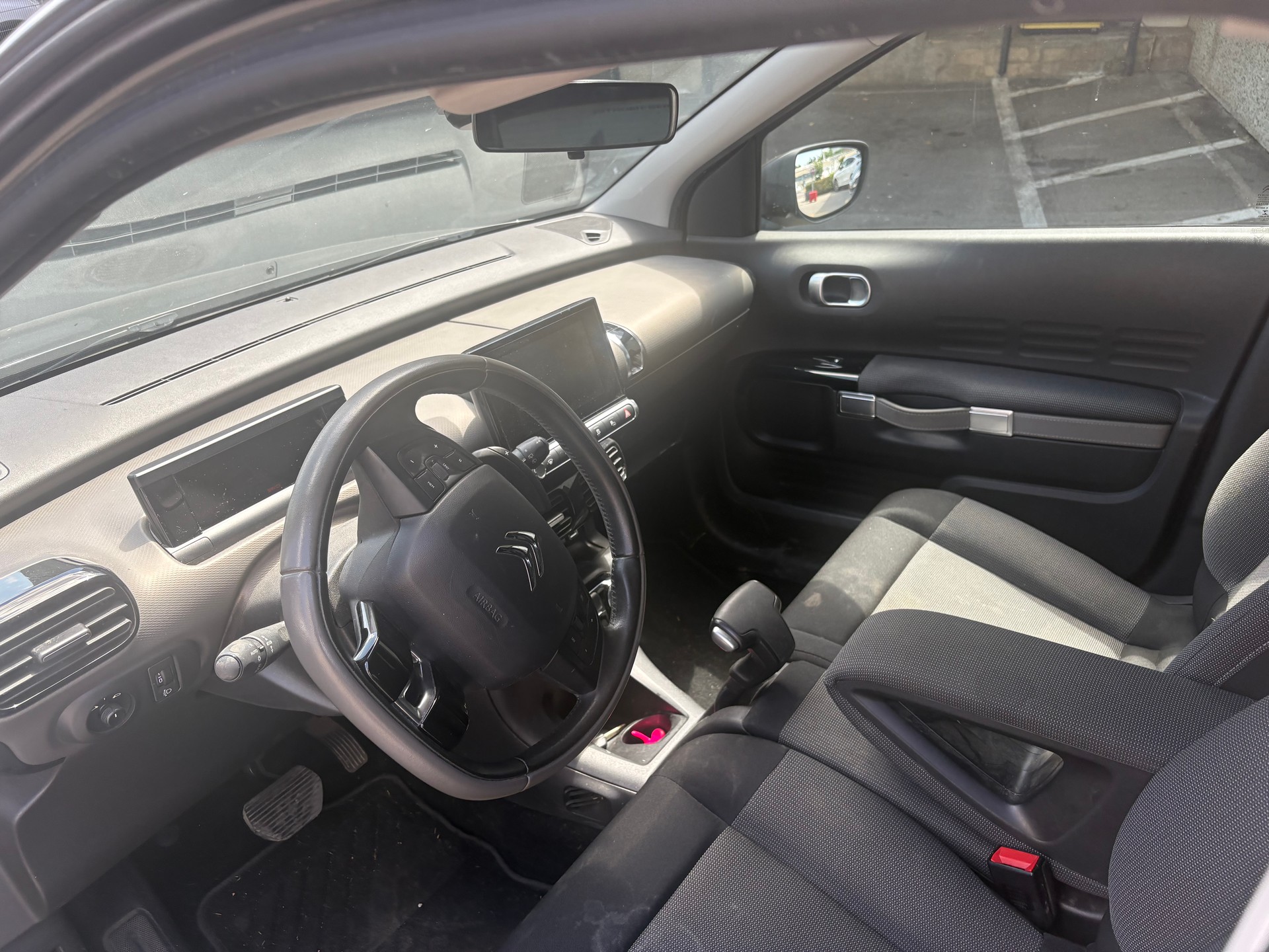 CITROEN C4 Cactus 1.6 e-HDi Live ETG6-image-9