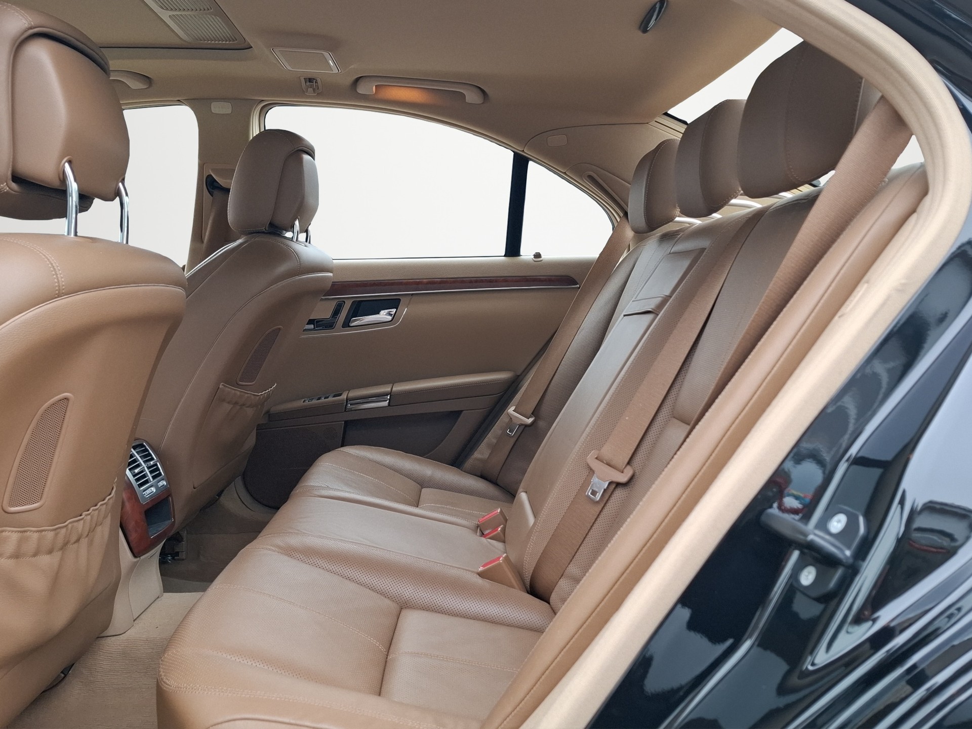 MERCEDES-BENZ S 500 4Matic 7G-Tronic-image-14