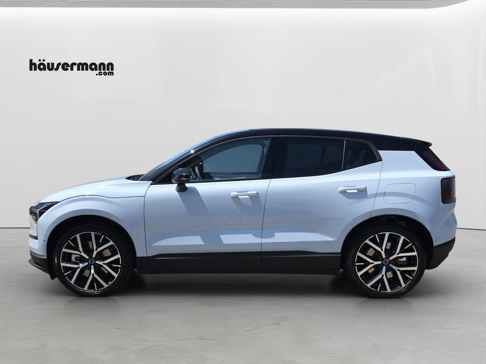 VOLVO EX30 E60 Twin Ultra Performance AWD-image-2