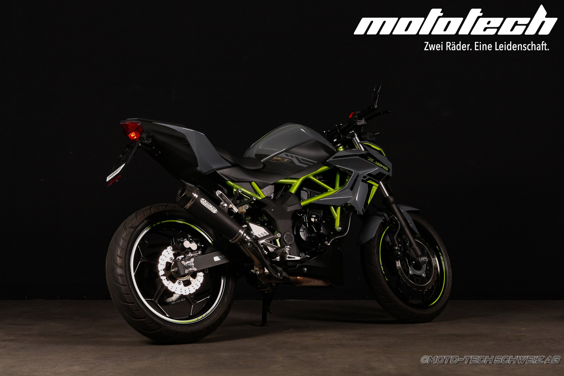 KAWASAKI Z 125-showroom-element-2