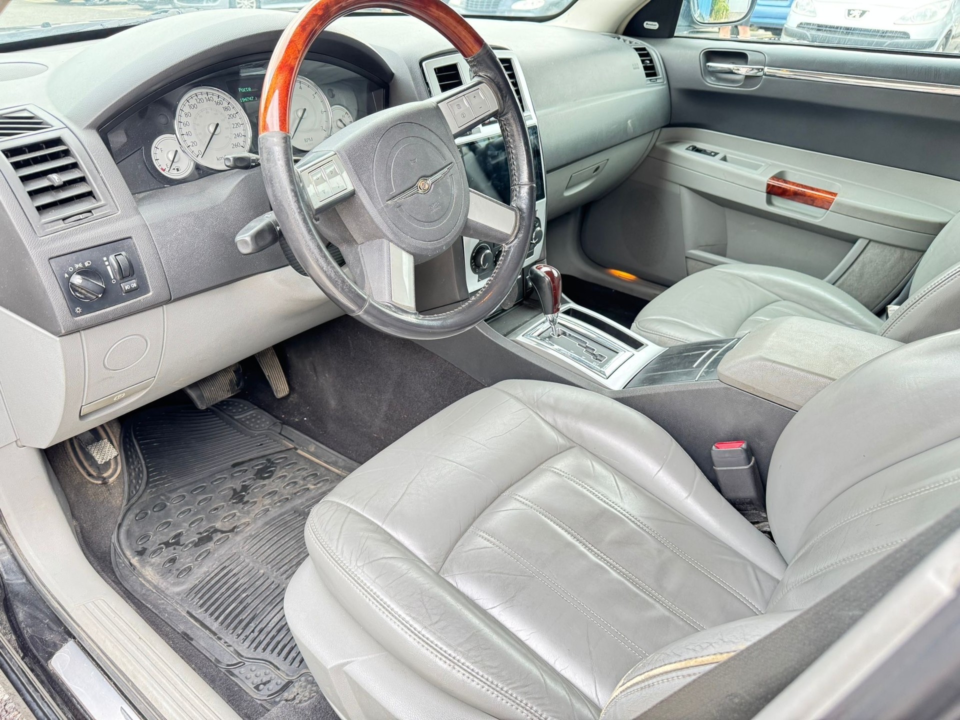 CHRYSLER 300C T 3.0 CRD-image-8
