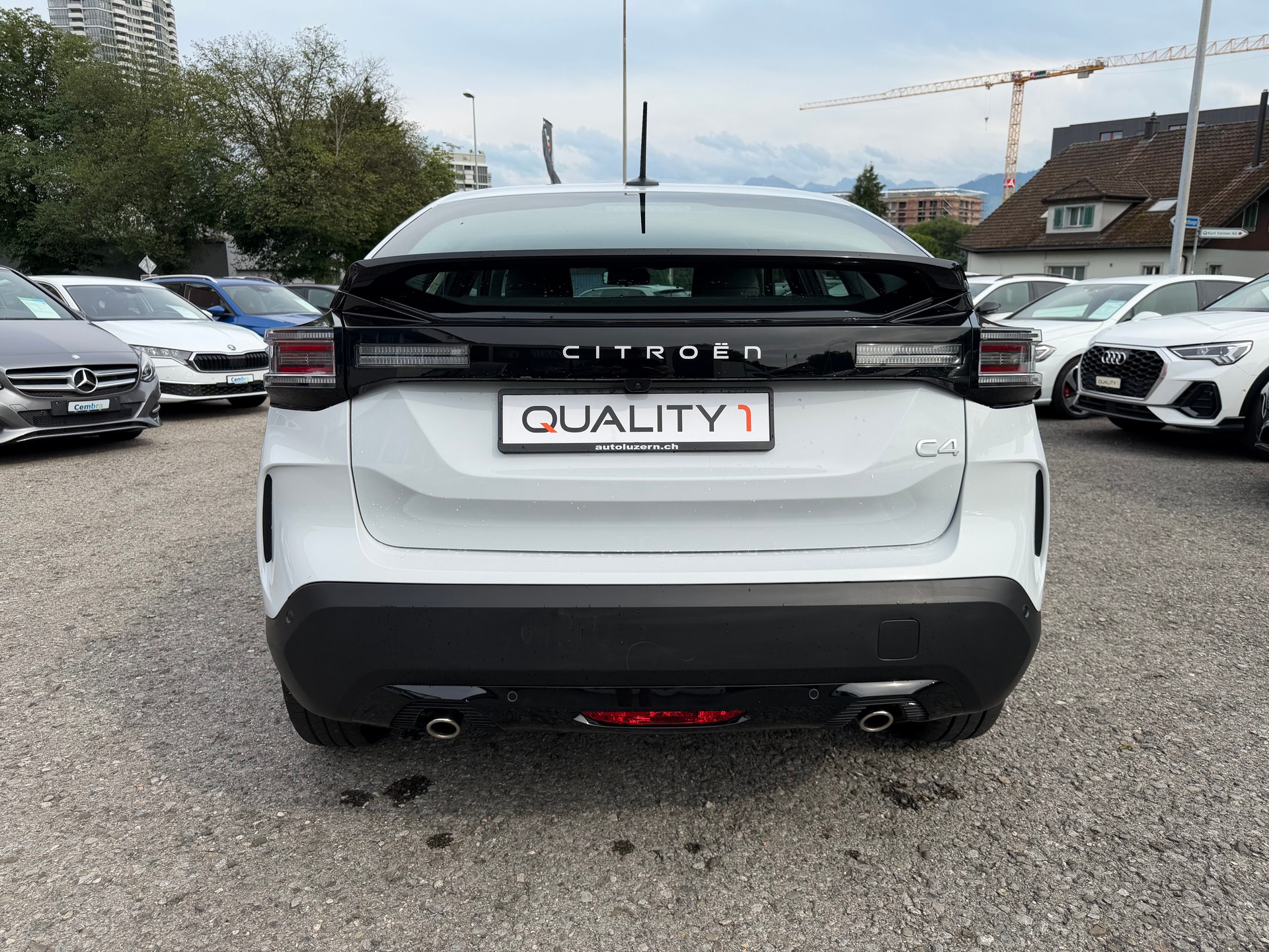 CITROEN C4 1.2 130 Plus EAT8-image-6