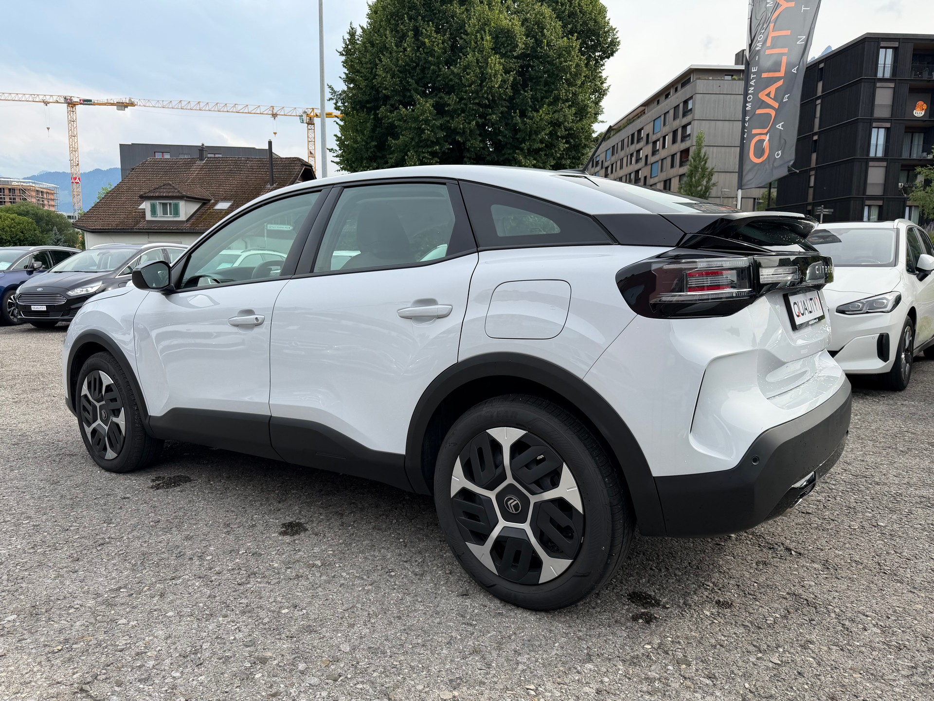 CITROEN C4 1.2 130 Plus EAT8-image-4