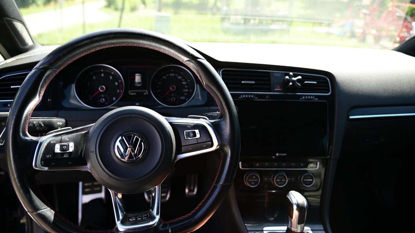 VW 2.0 TSI GTI Performance DSG-image-5