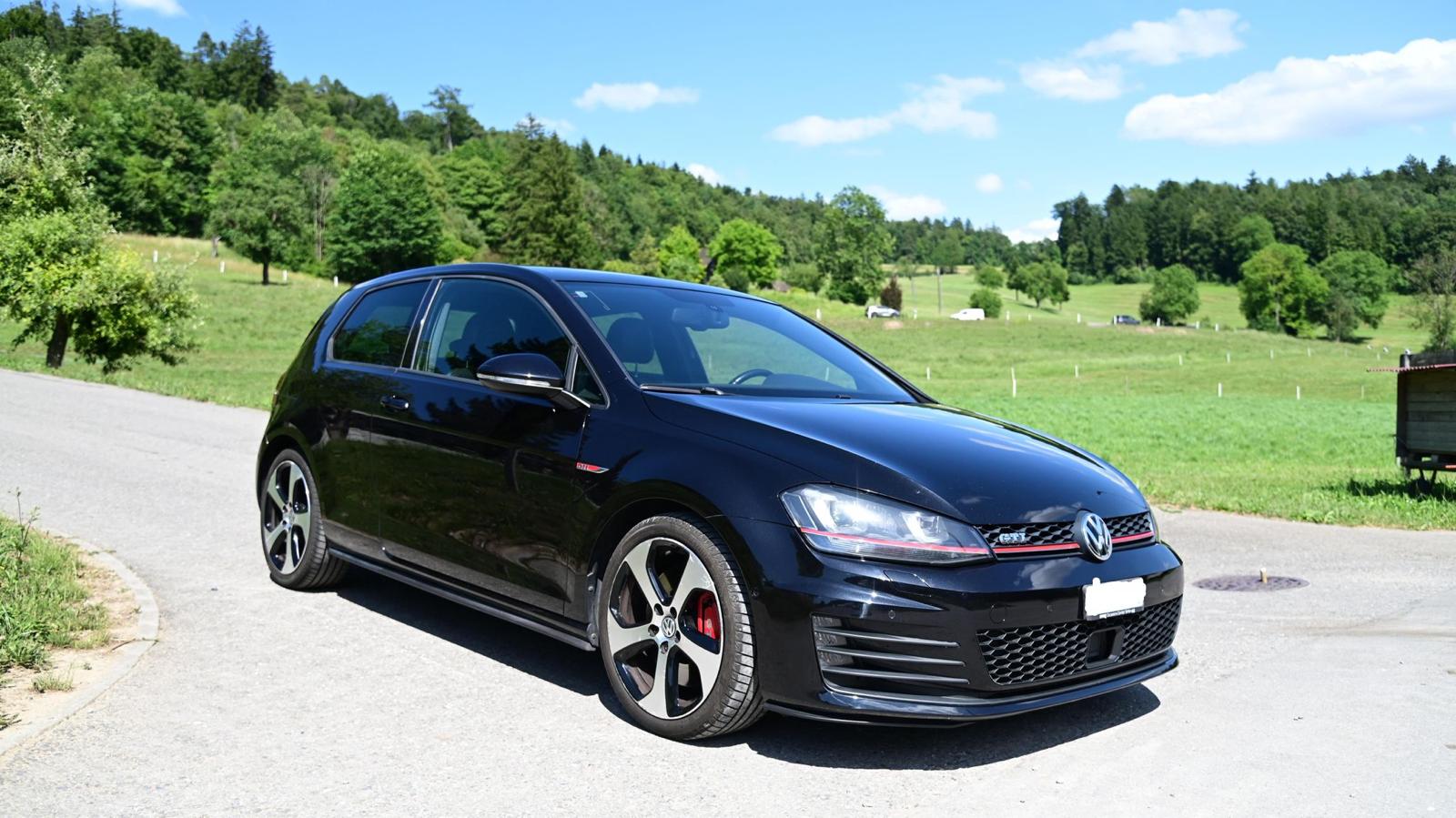 VW 2.0 TSI GTI Performance DSG-image-0