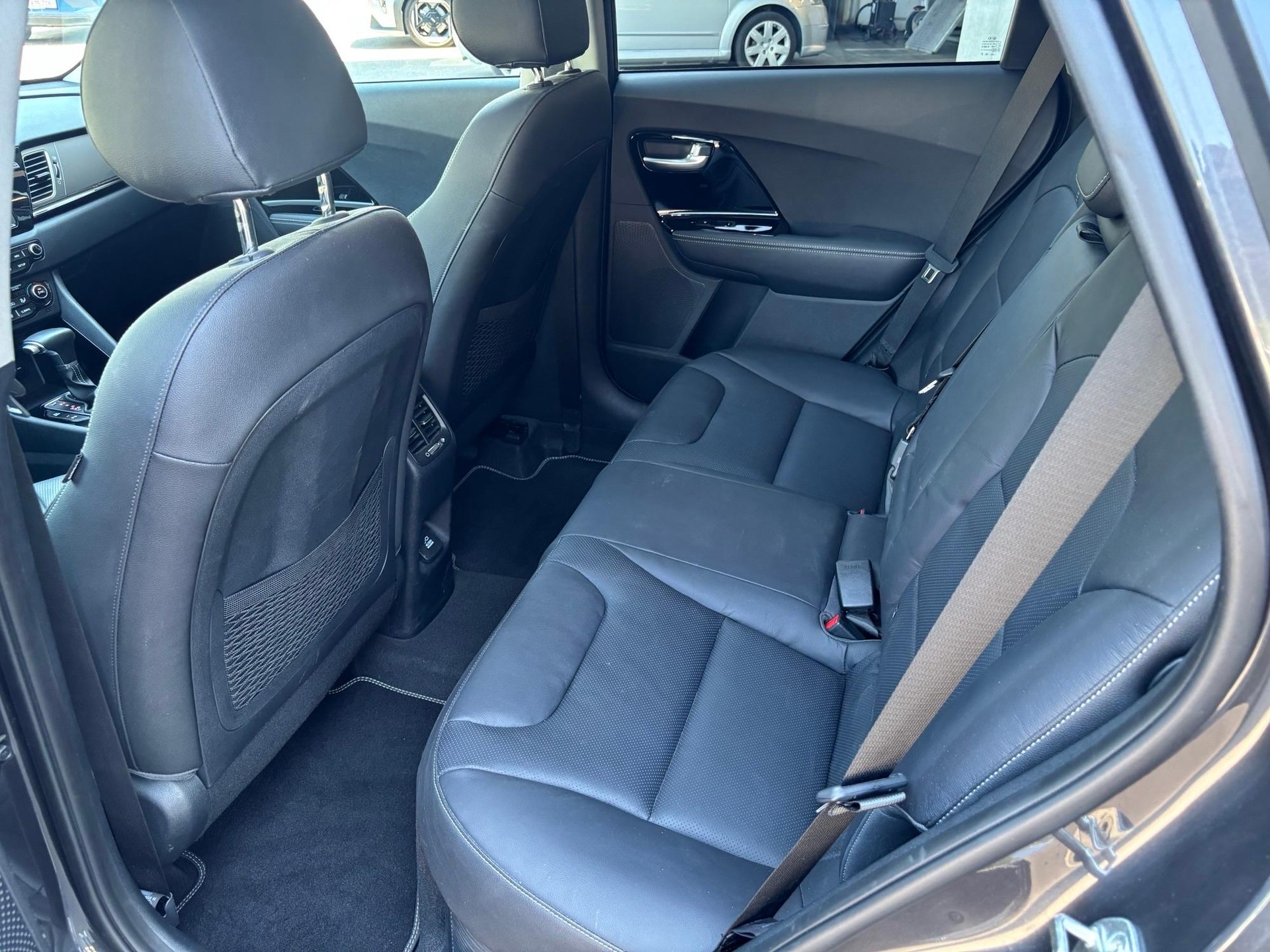 KIA Niro 1.6 GDi Plug-in Hybrid Style-image-14