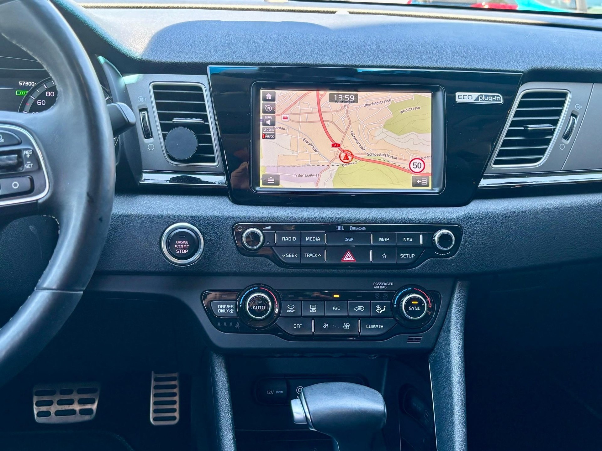 KIA Niro 1.6 GDi Plug-in Hybrid Style-image-11
