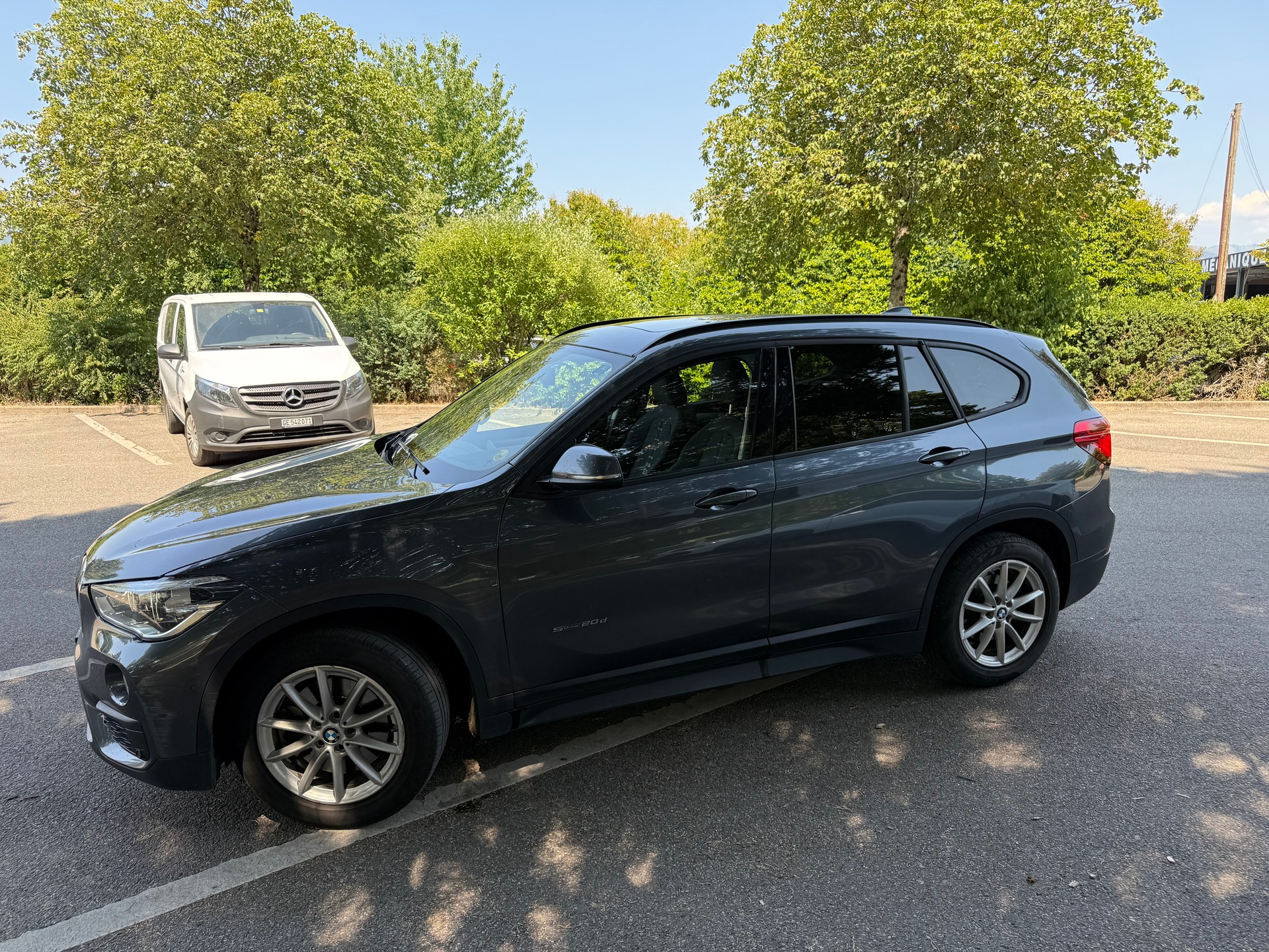 BMW X1 sDrive 20d xLine Steptronic-image-5