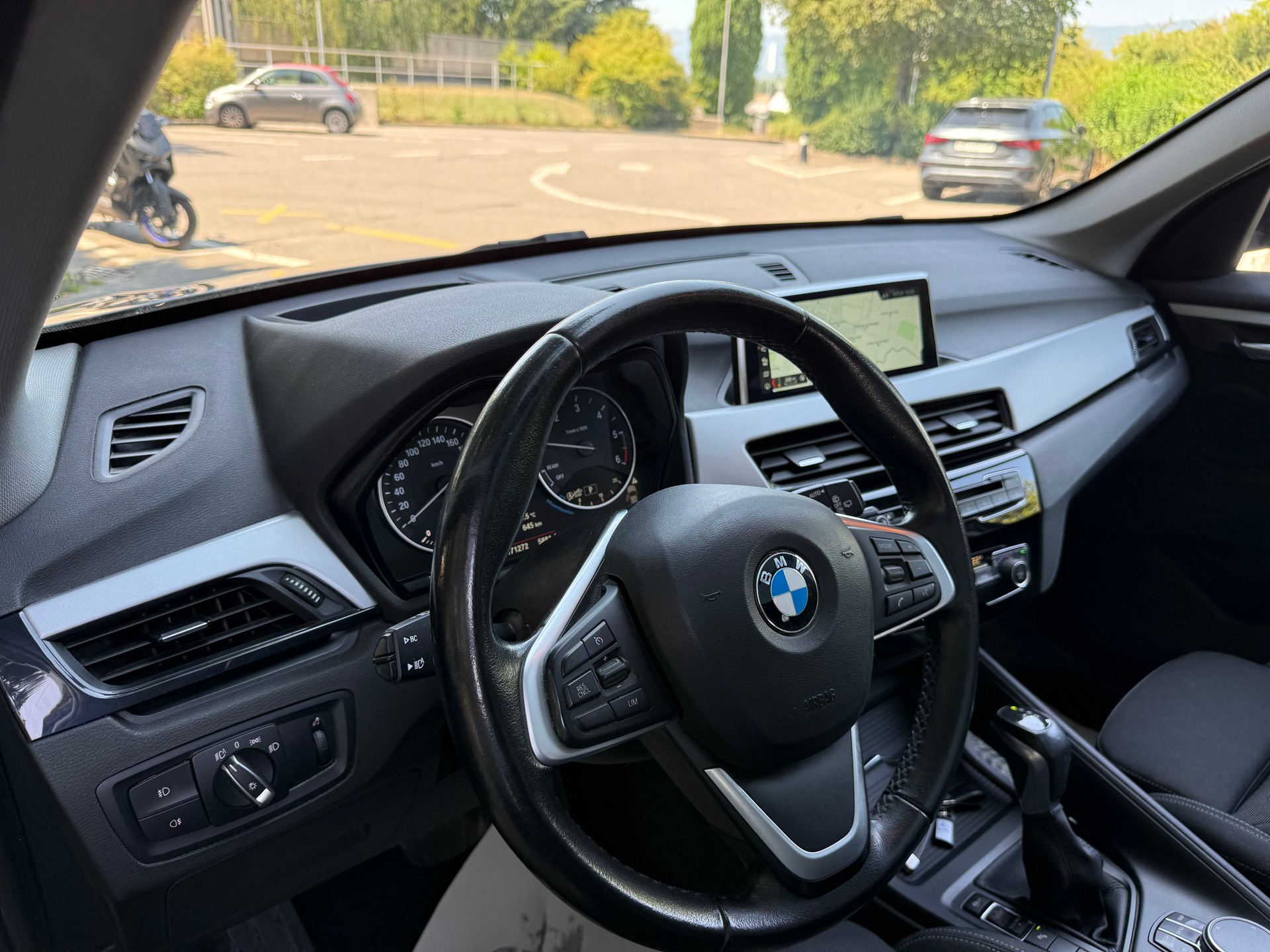 BMW X1 sDrive 20d xLine Steptronic-image-19