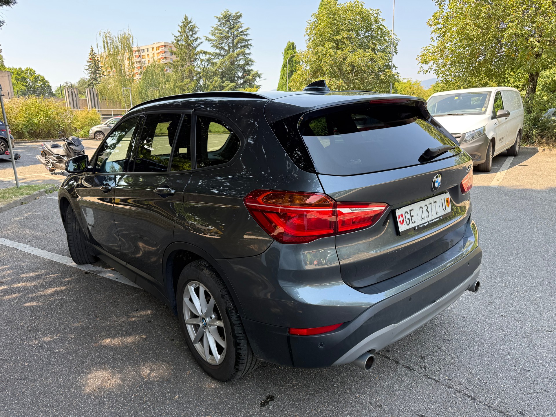 BMW X1 sDrive 20d xLine Steptronic-image-4