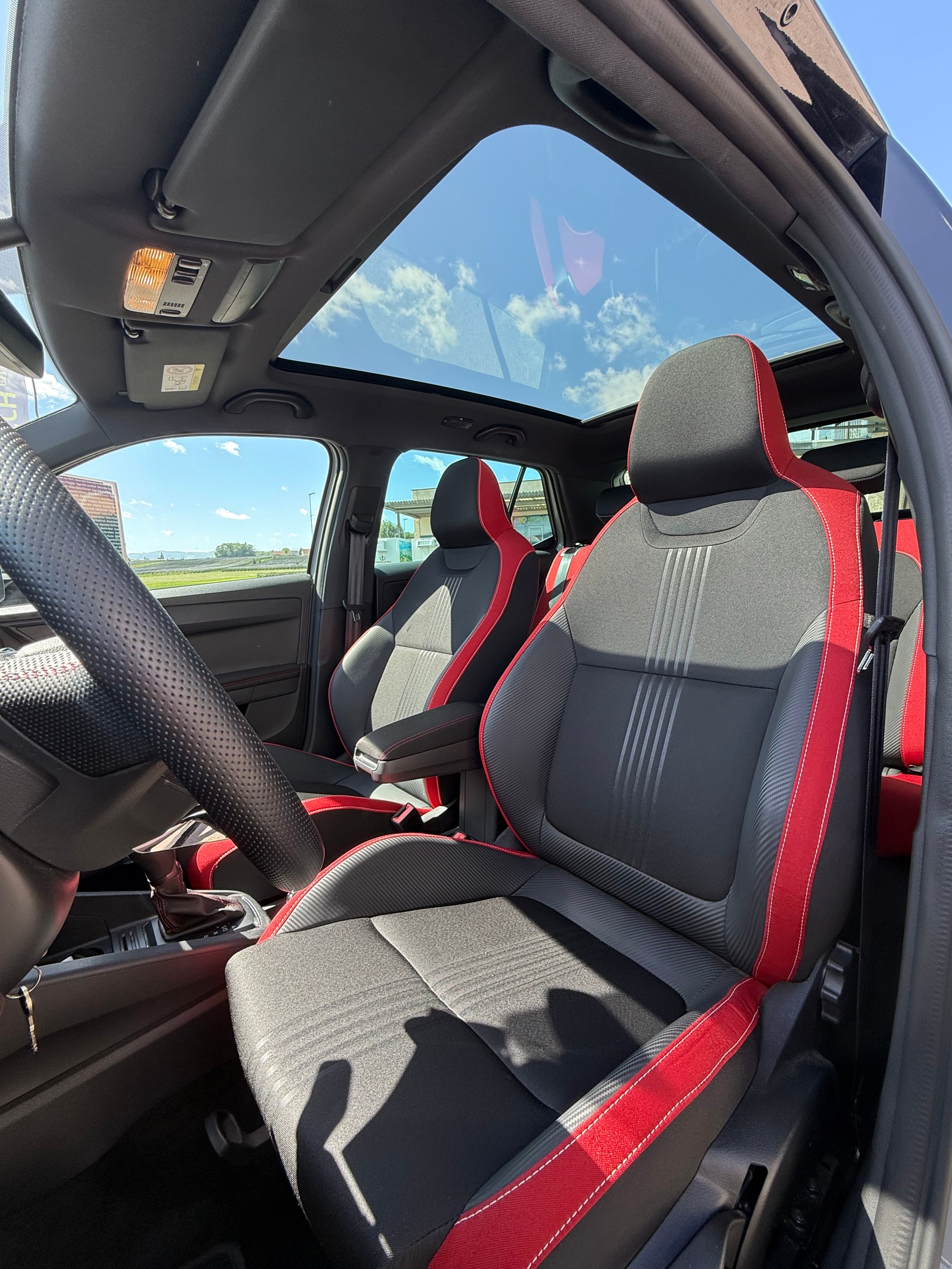 SKODA 1.0 TSI Monte Carlo DSG-image-4