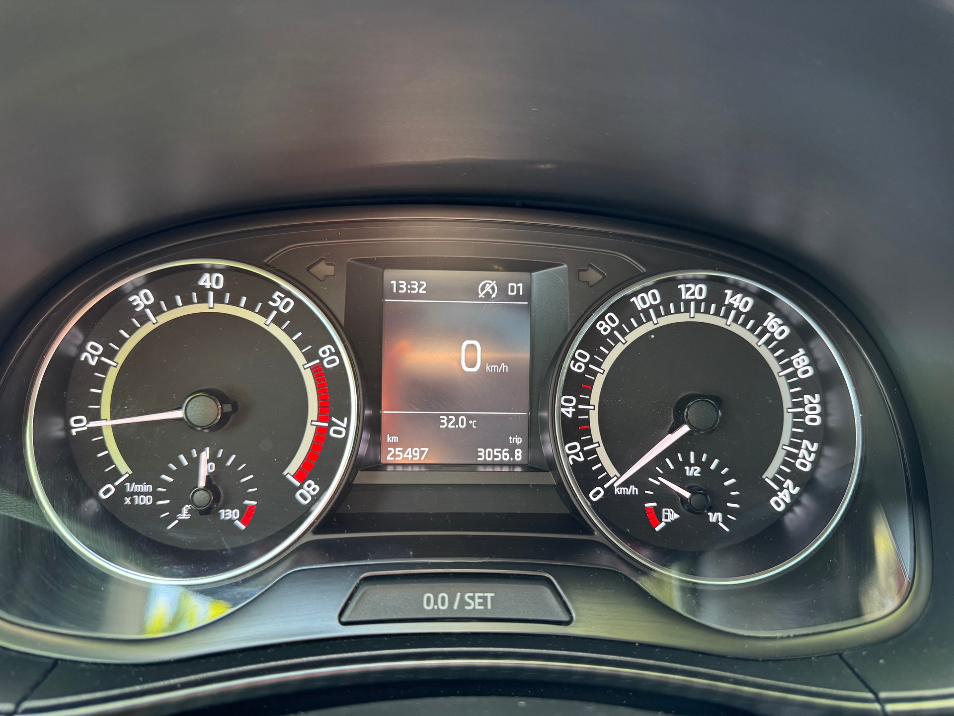 SKODA 1.0 TSI Monte Carlo DSG-image-7