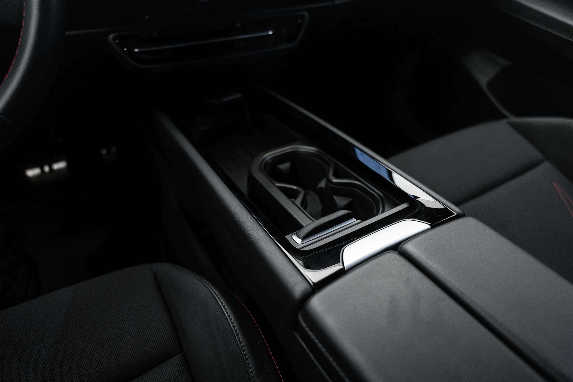 VW ID.7 Tourer GTX 86 kWh 340PS 4 Motion-image-25