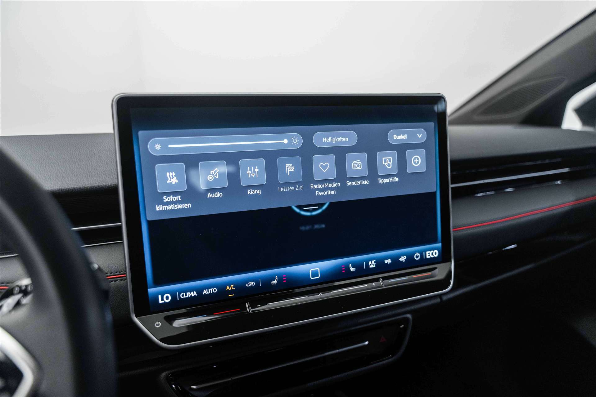 VW ID.7 Tourer GTX 86 kWh 340PS 4 Motion-image-18