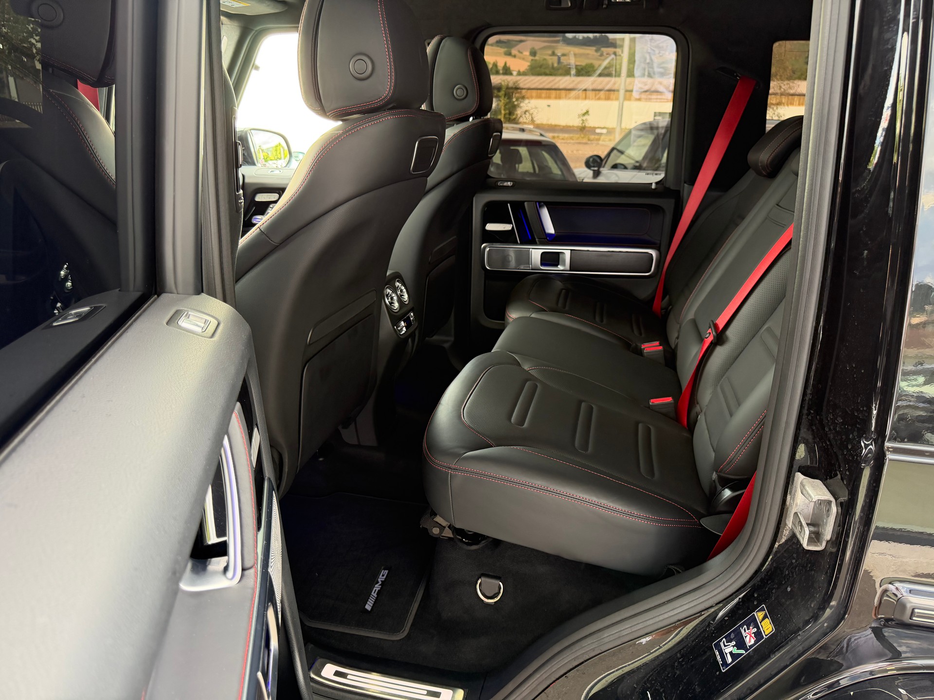 MERCEDES-BENZ G 400 d AMG Line **Exclusive Line**Standheizung**-image-26