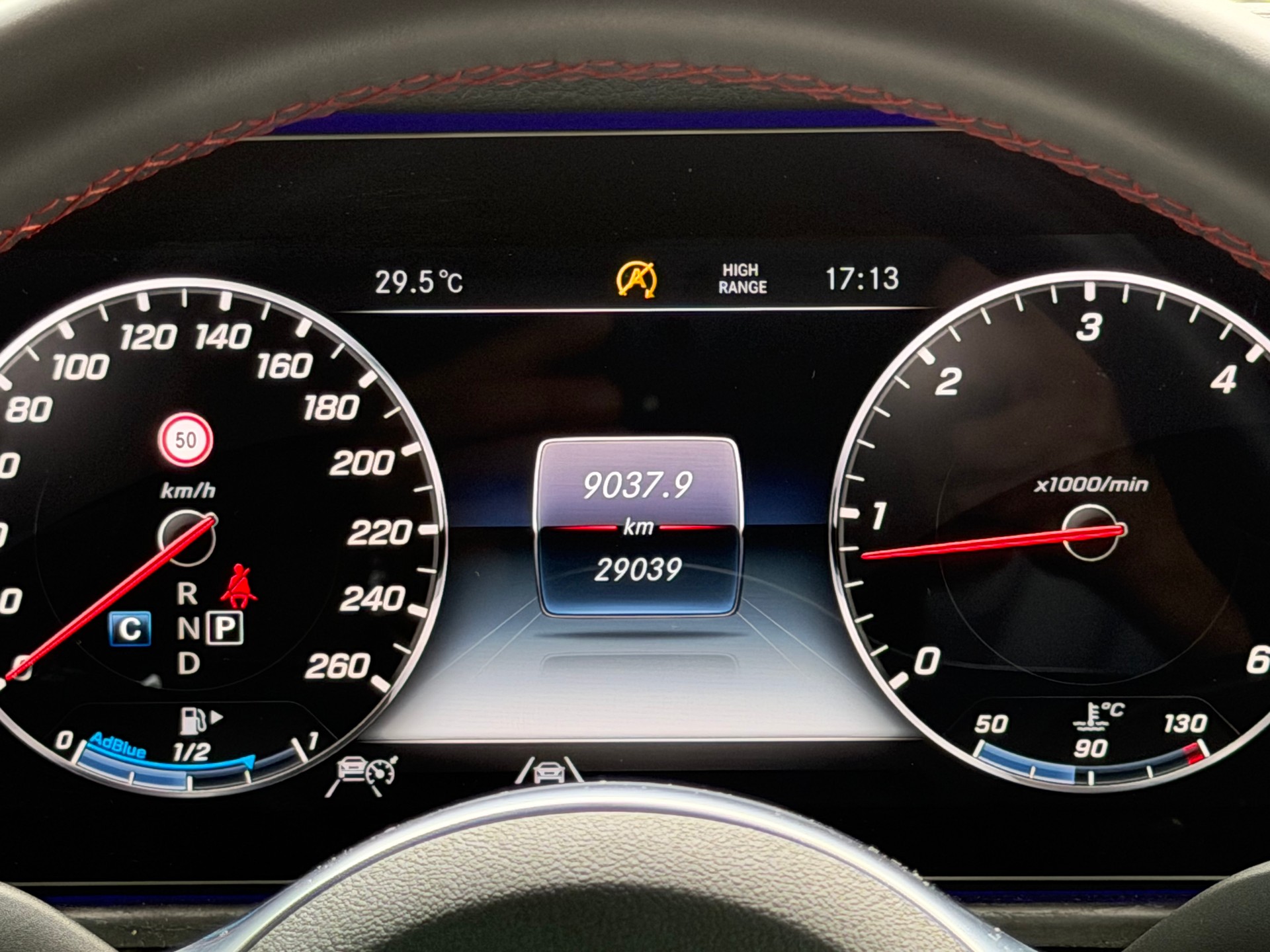 MERCEDES-BENZ G 400 d AMG Line **Exclusive Line**Standheizung**-image-17