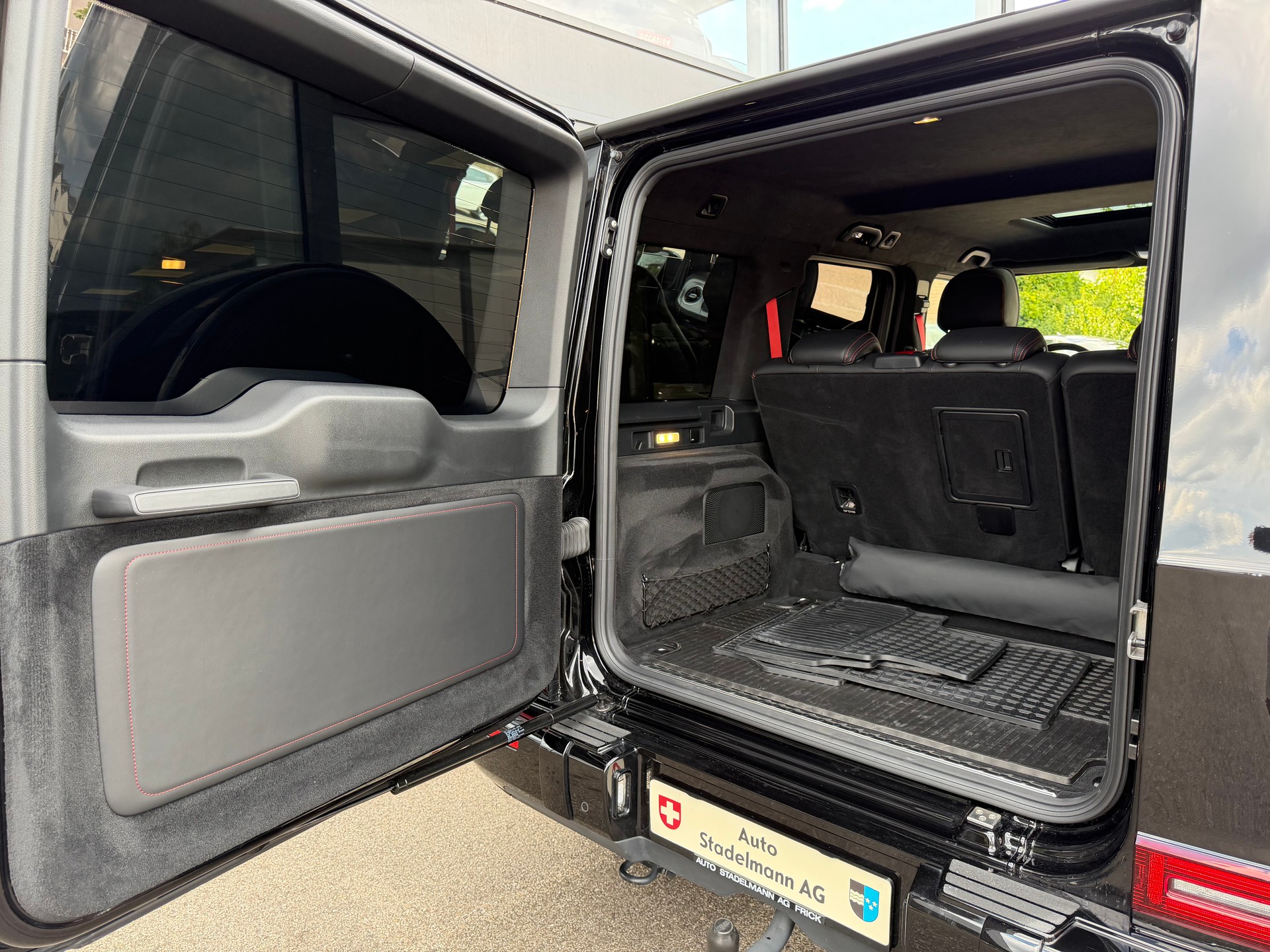 MERCEDES-BENZ G 400 d AMG Line **Exclusive Line**Standheizung**-image-4