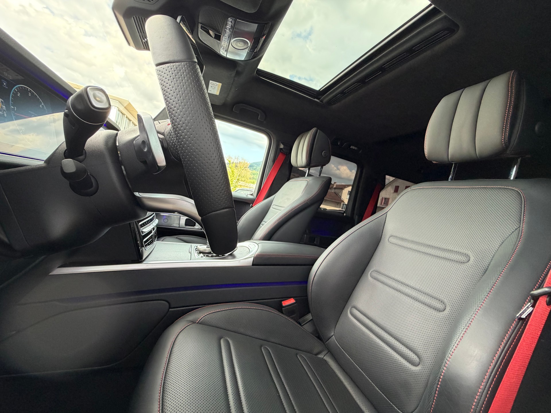 MERCEDES-BENZ G 400 d AMG Line **Exclusive Line**Standheizung**-image-12