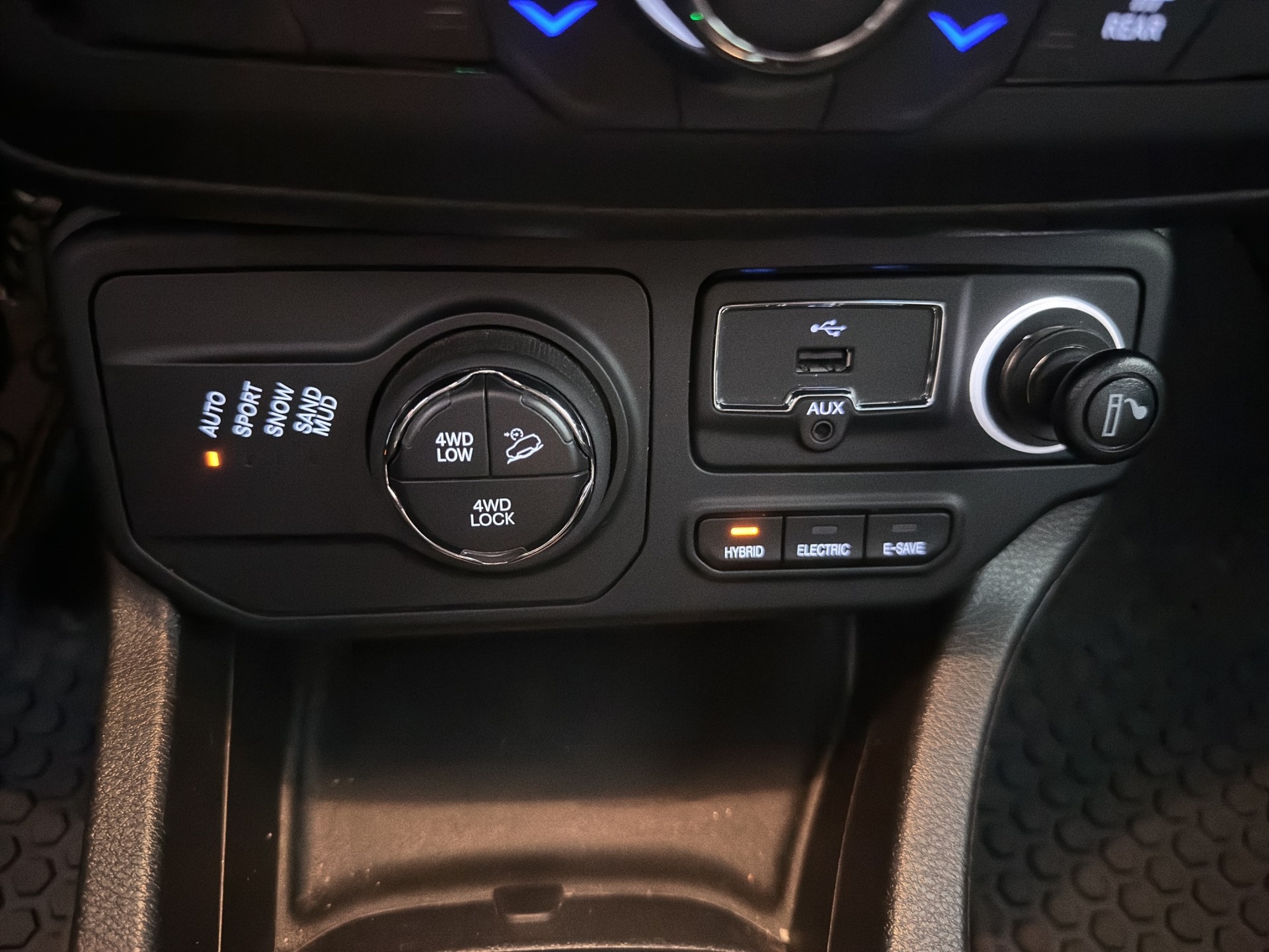JEEP Renegade 1.3 T PHEV S AWD-image-17
