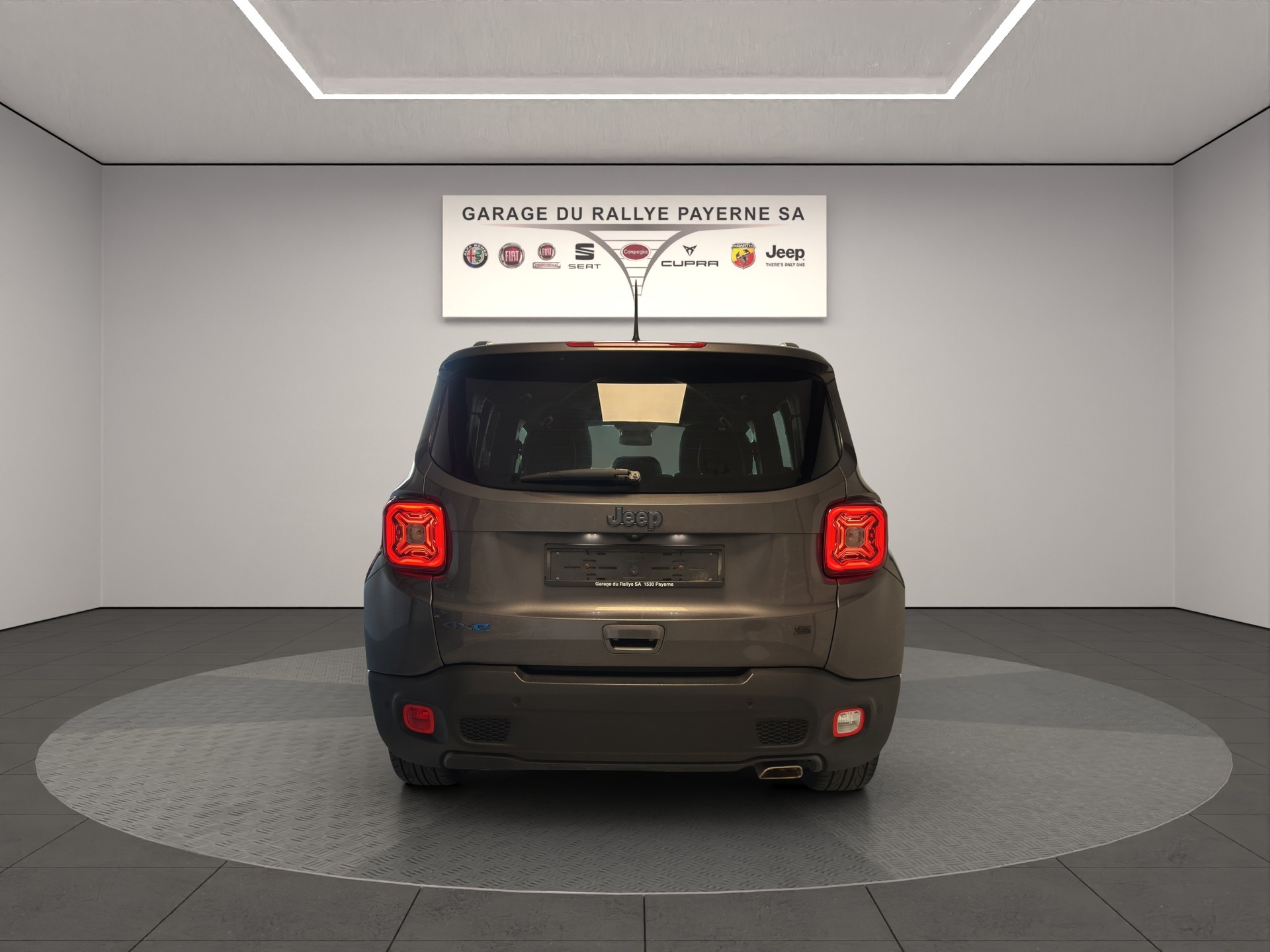 JEEP Renegade 1.3 T PHEV S AWD-image-3