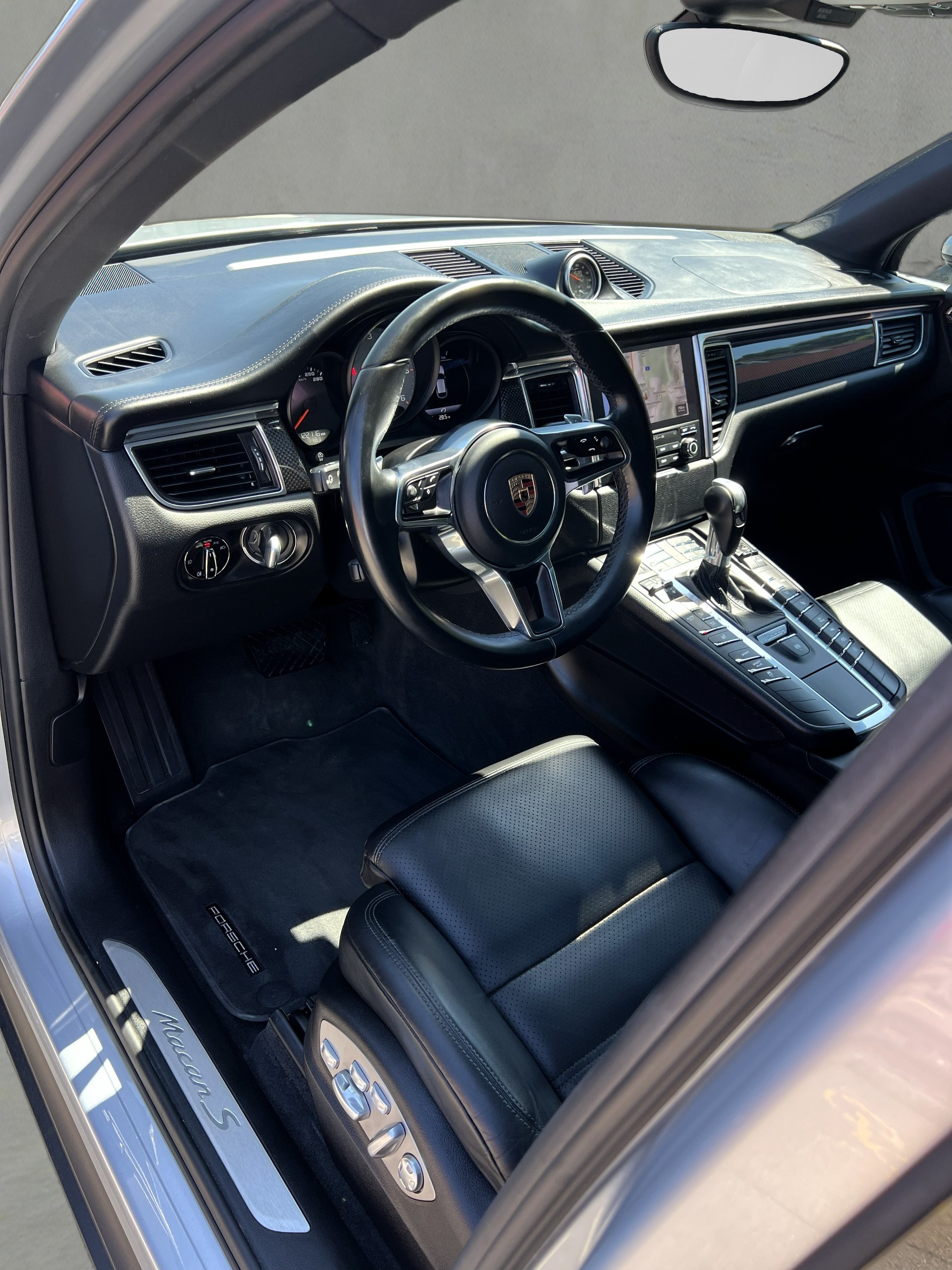 PORSCHE Macan S Diesel PDK-image-16