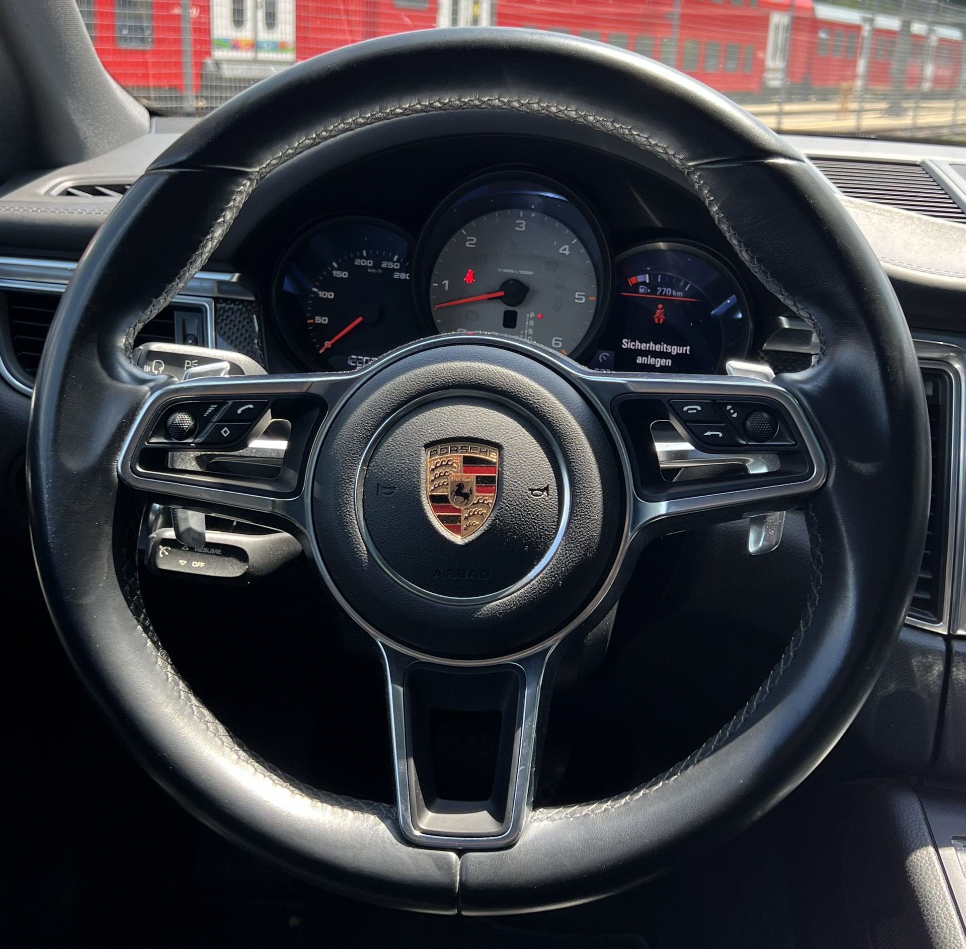 PORSCHE Macan S Diesel PDK-image-21