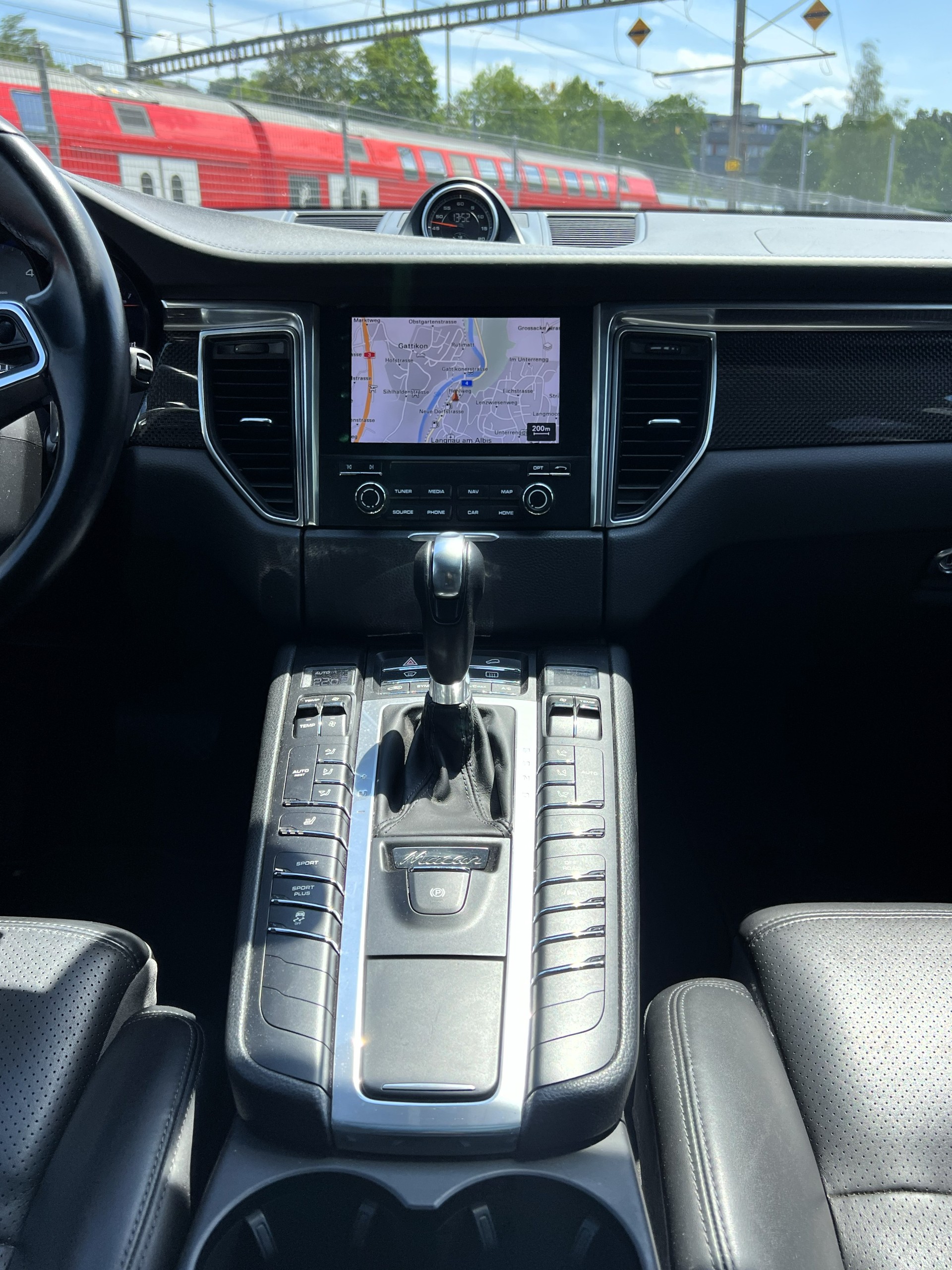 PORSCHE Macan S Diesel PDK-image-20