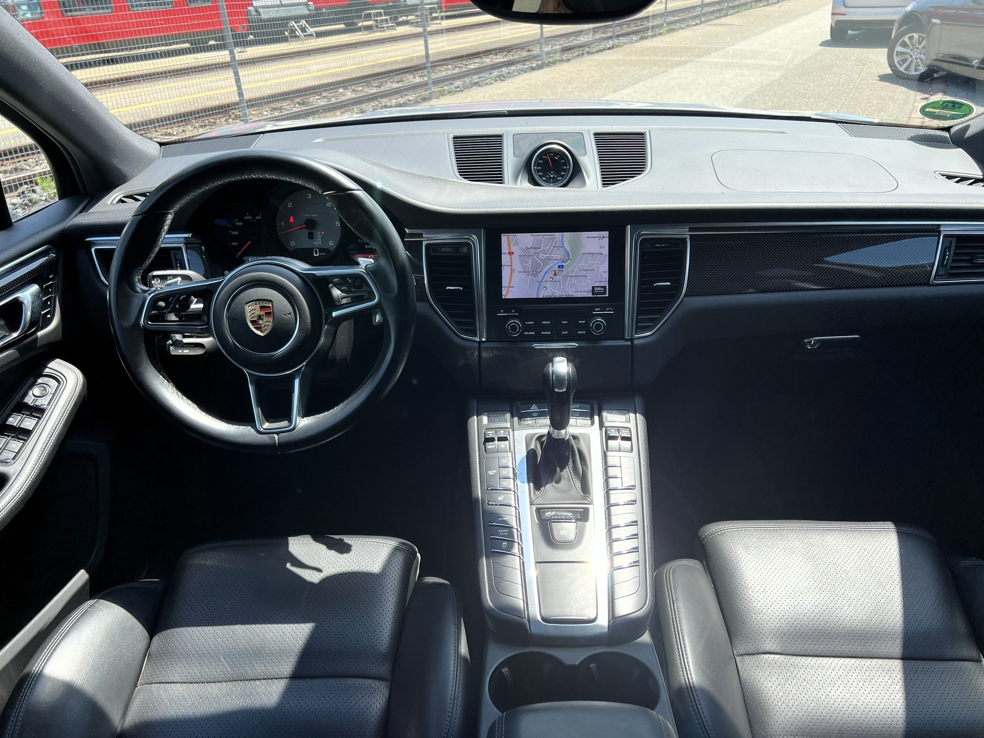 PORSCHE Macan S Diesel PDK-image-23