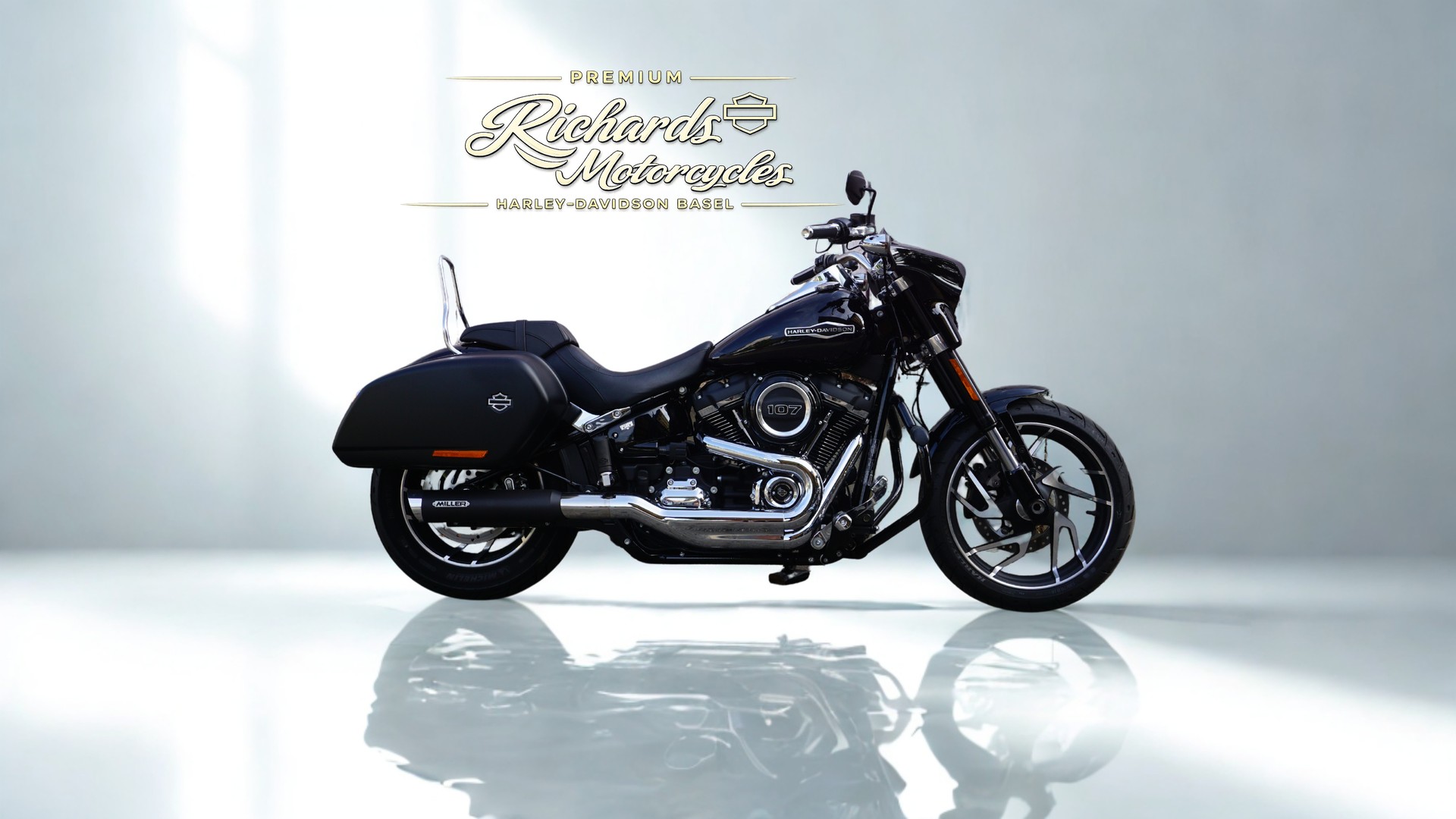 HARLEY-DAVIDSON FLSB Sport Glide 107 ABS