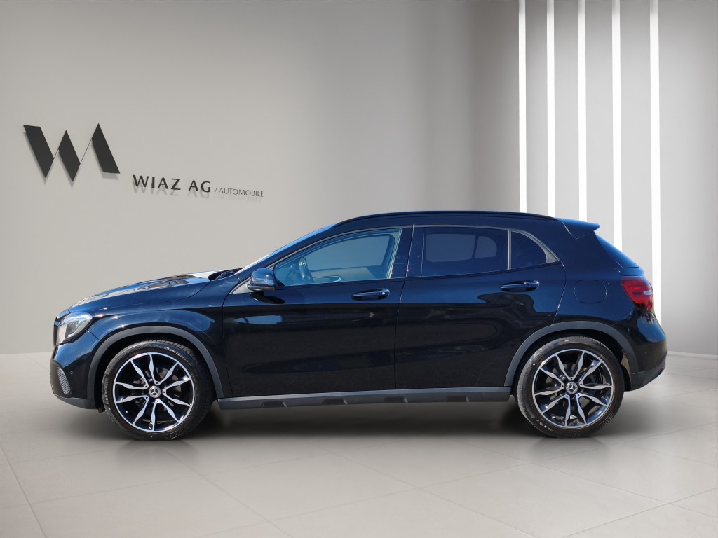MERCEDES-BENZ GLA 200 Urban-image-8