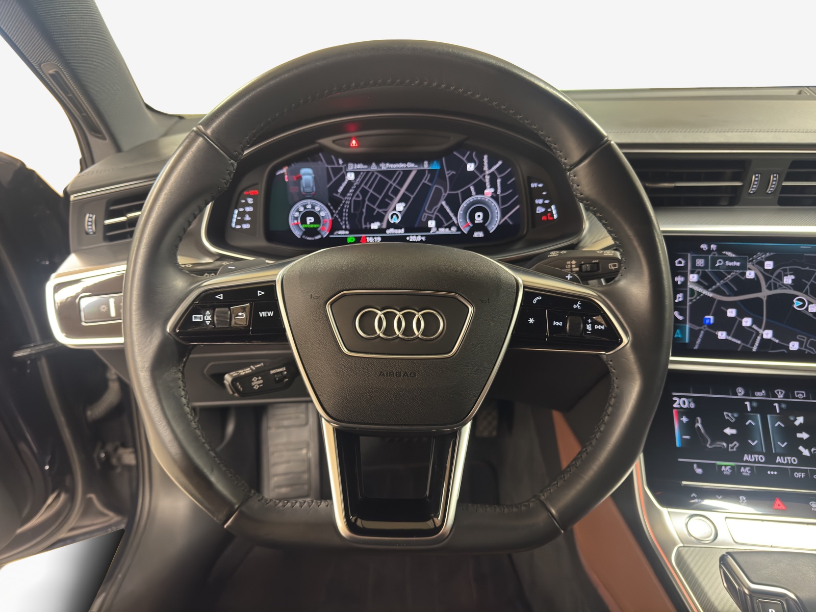 AUDI A6 Avant 45 TFSI Sport Attraction quattro S-tronic-image-9