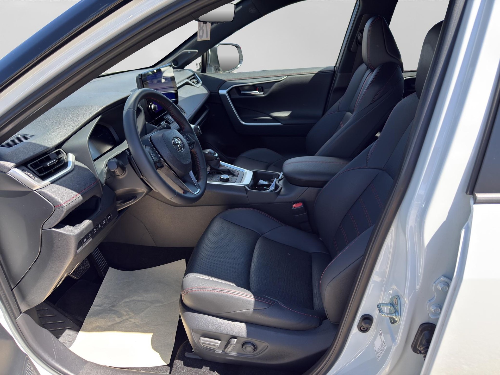 TOYOTA RAV4 2.5 Plug-In-Hybrid Platinum-image-1