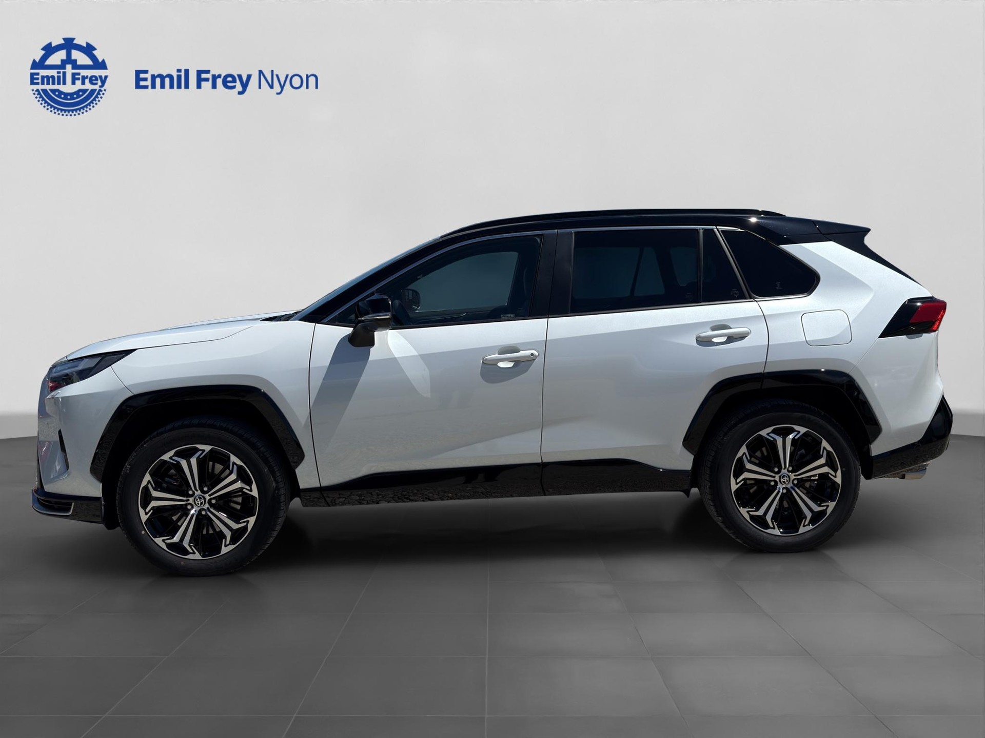 TOYOTA RAV4 2.5 Plug-In-Hybrid Platinum-image-2