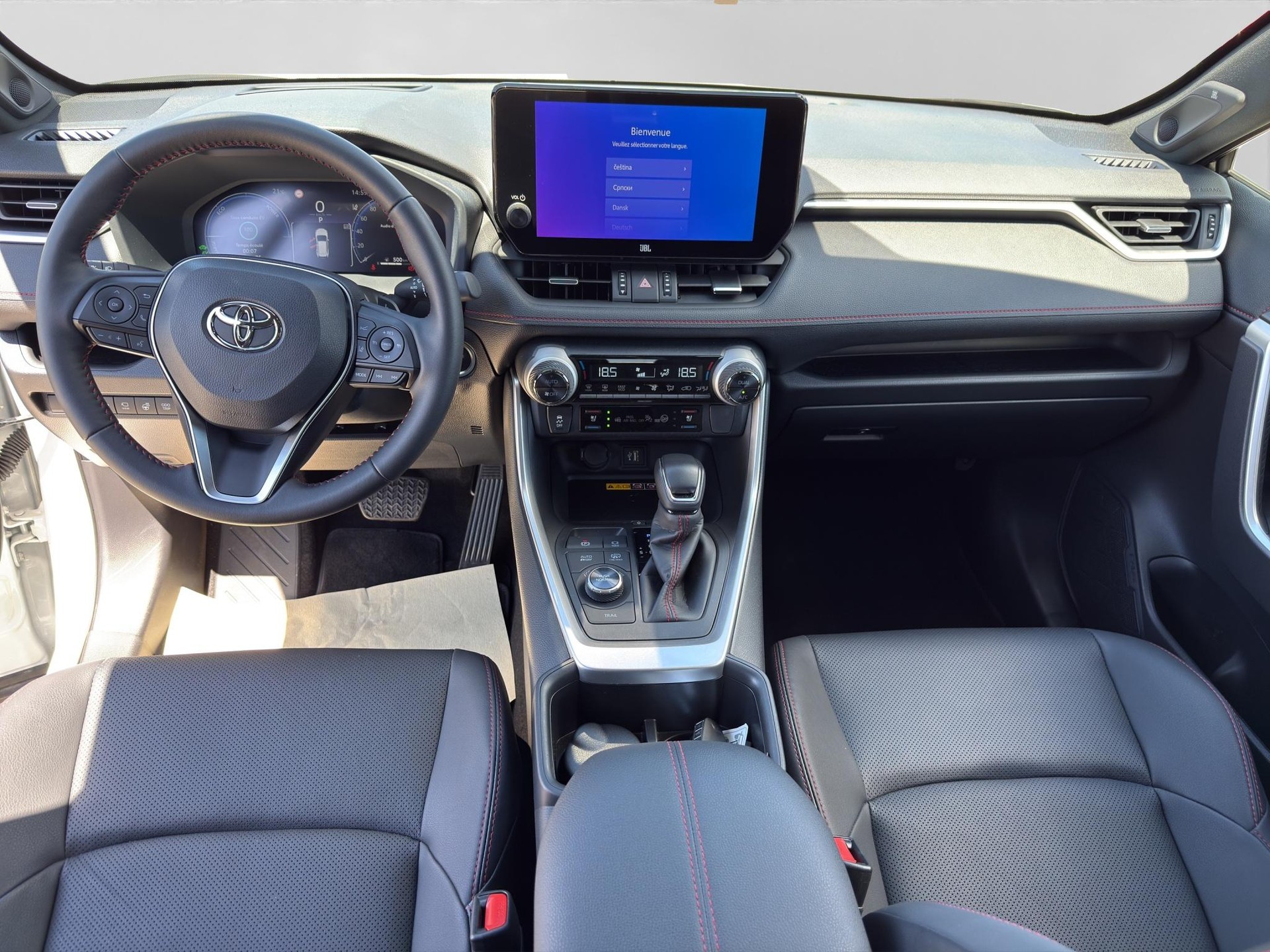 TOYOTA RAV4 2.5 Plug-In-Hybrid Platinum-image-7