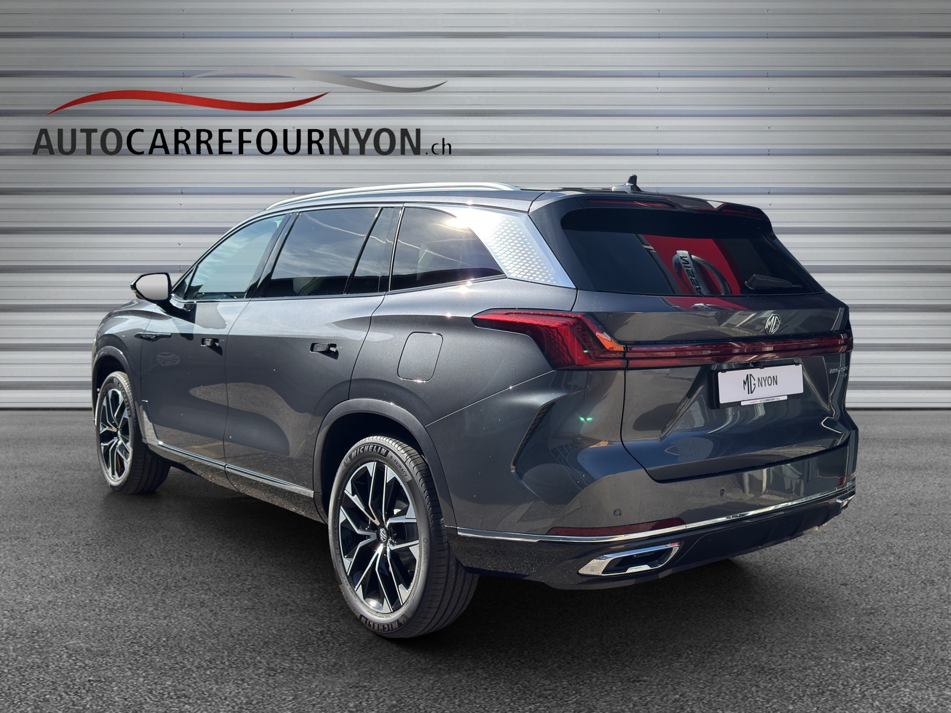 MG S9 1.5 TGDI PHEV Premium-showroom-element-3