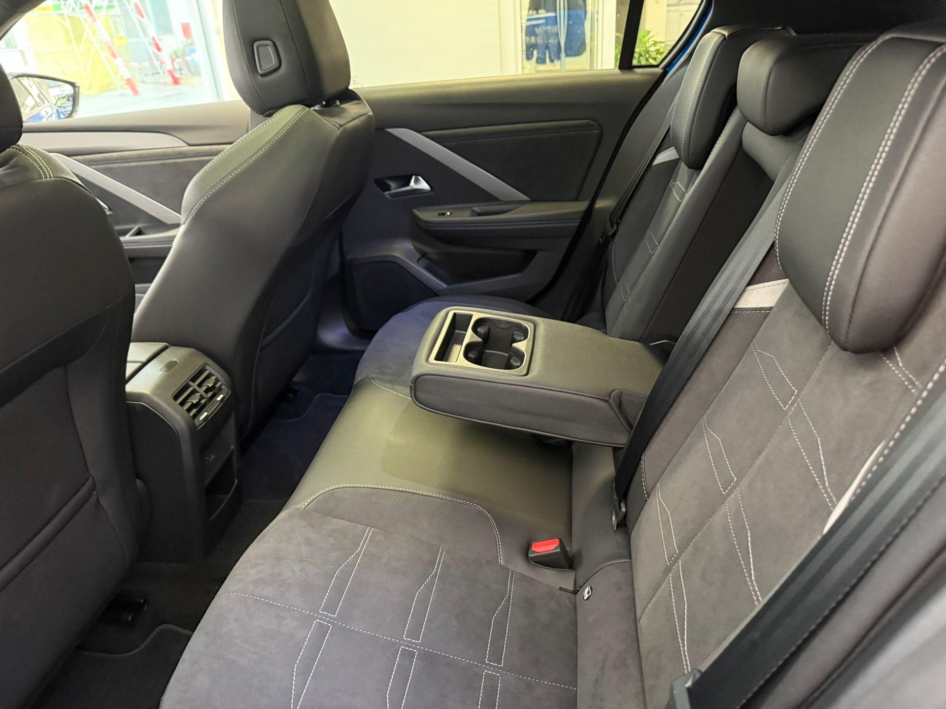 OPEL Astra-e Swiss Plus-image-7