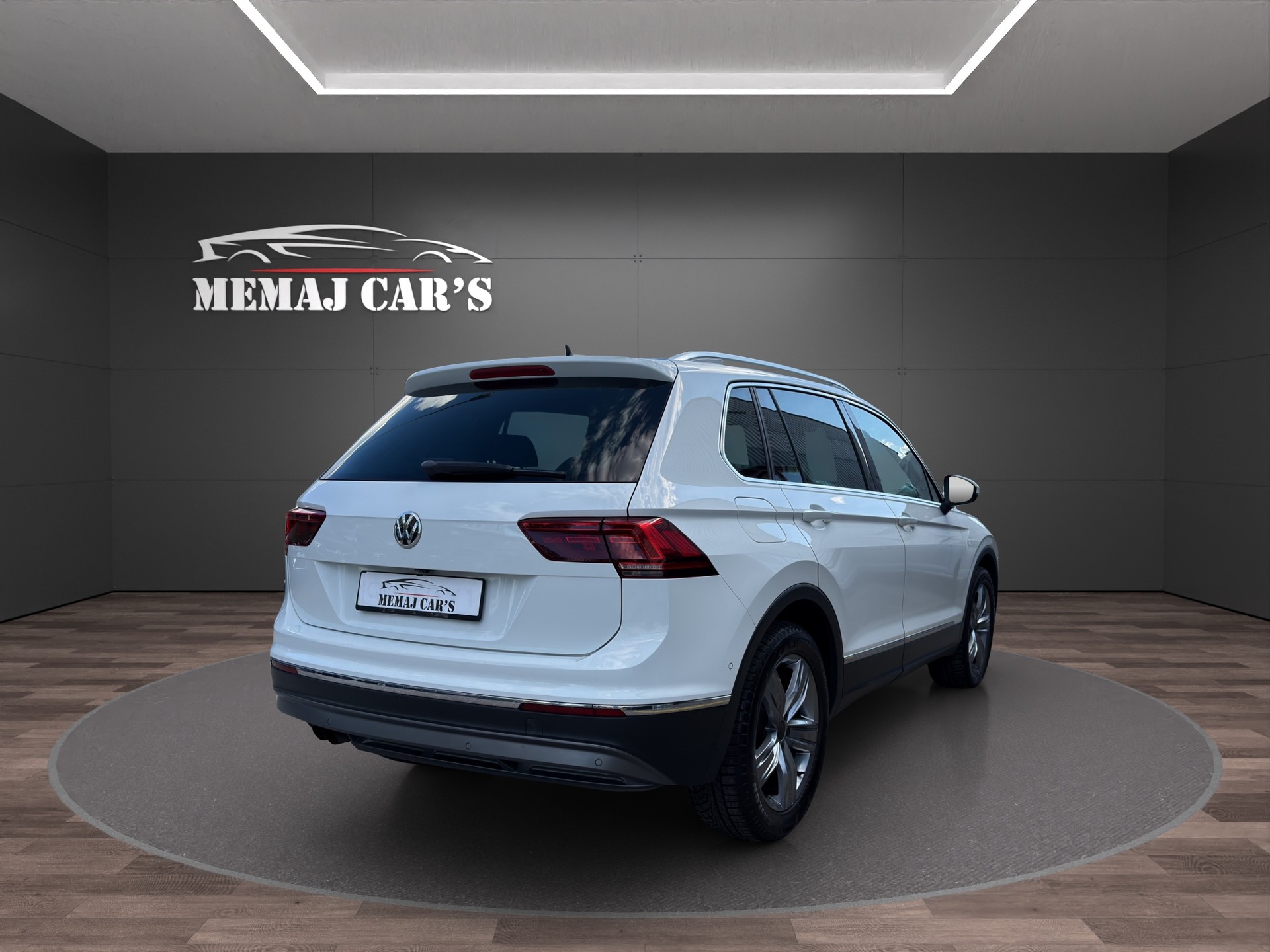 VW Tiguan 2.0TSI Highline 4Motion DSG-image-5