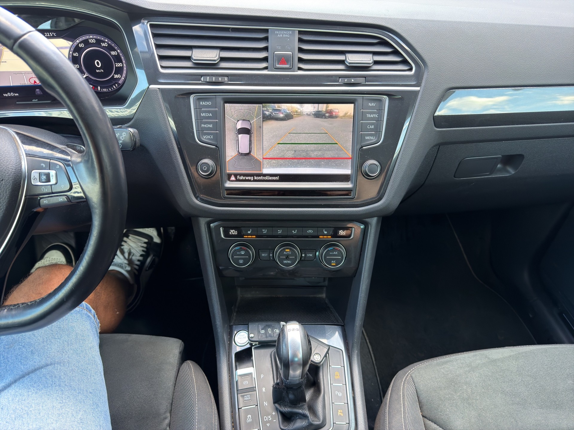 VW Tiguan 2.0TSI Highline 4Motion DSG-image-14