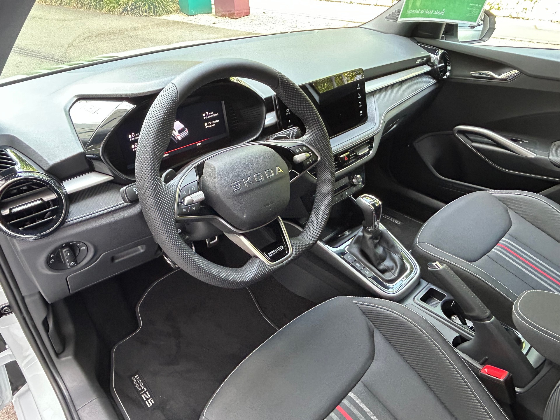 SKODA Fabia 1.5 TSI Motorsport DSG-image-10