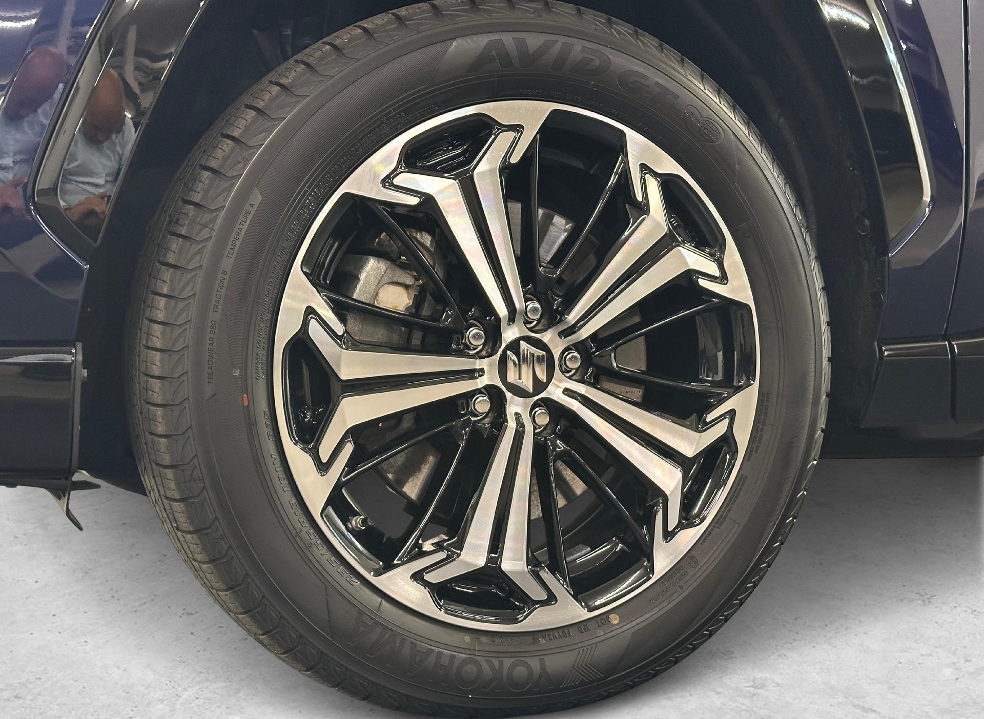 SUZUKI Across 2.5 PHEV Compact Top 4x4-image-10