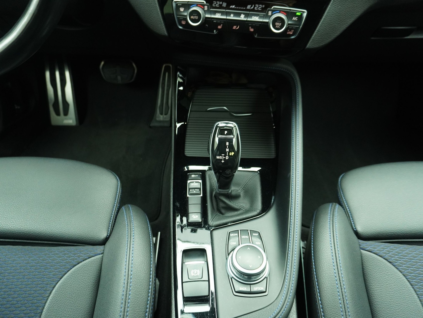 BMW X2 20i xDrive M Sport-image-15
